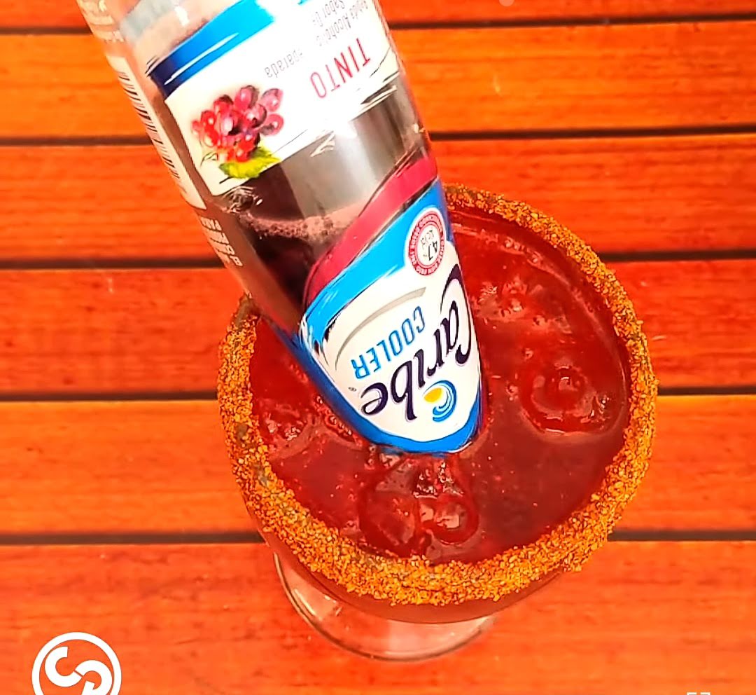 Micheladas "EL PAYO" image 8