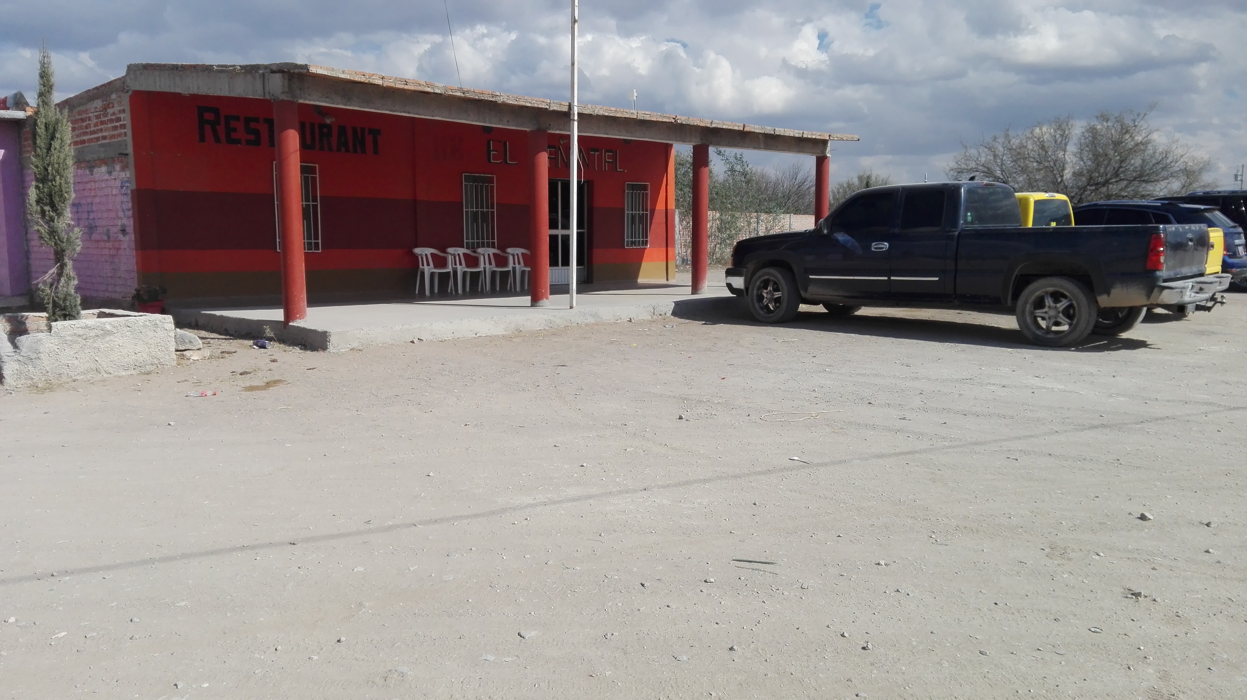 RESTAURANTE "EL MANANTIAL" image 6