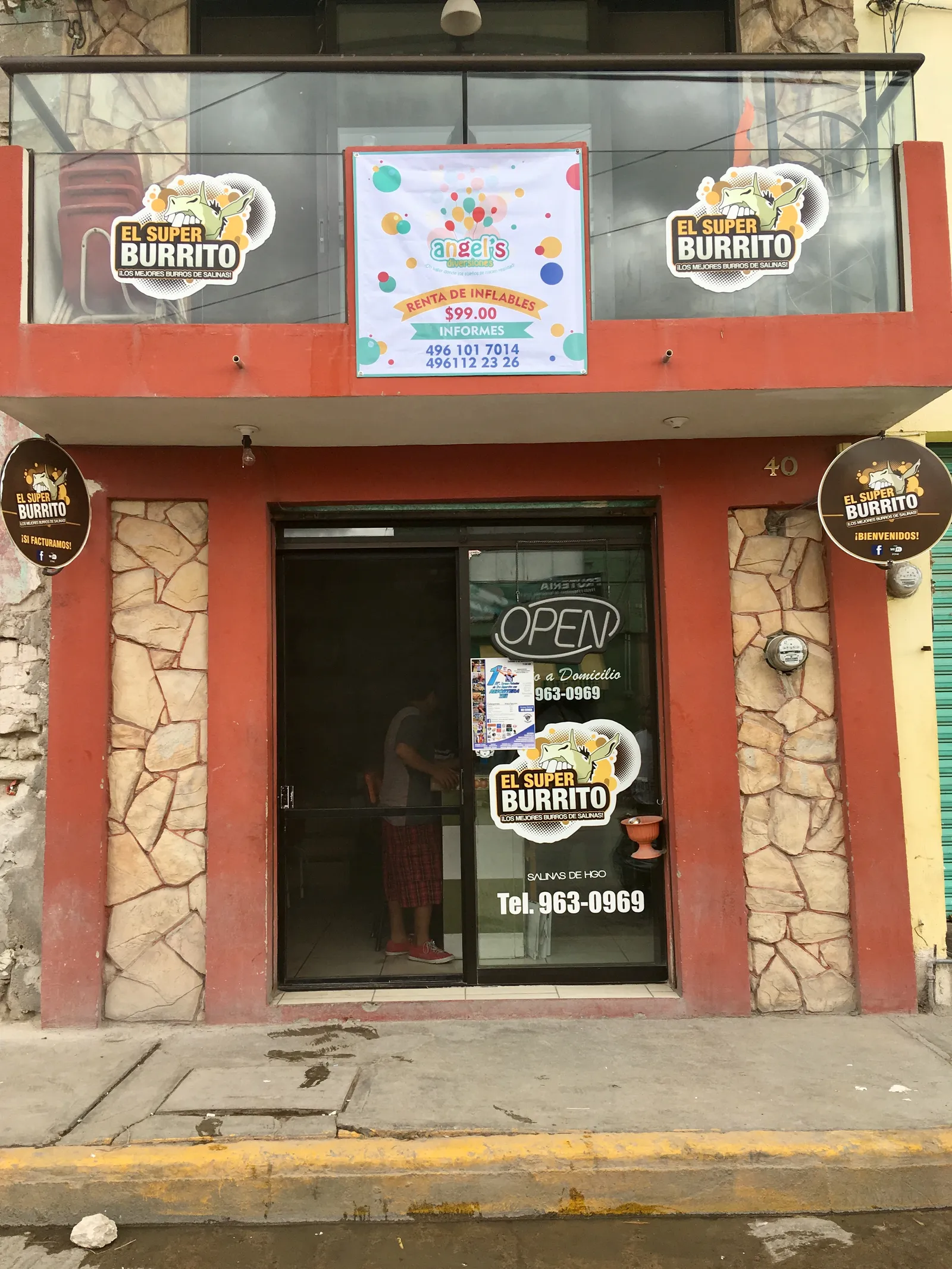 El Super Burrito image 1
