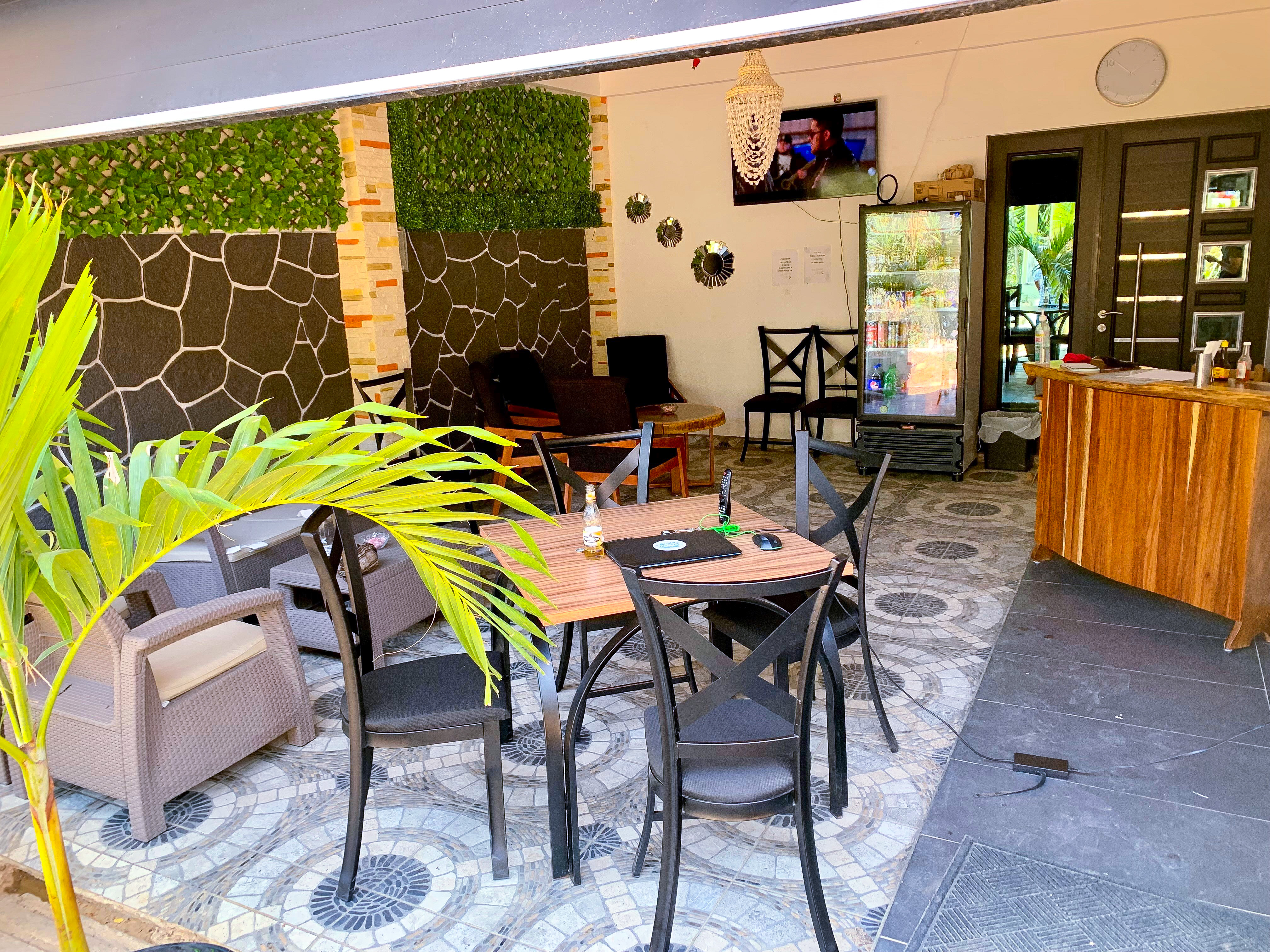 The Family Pizza image 1