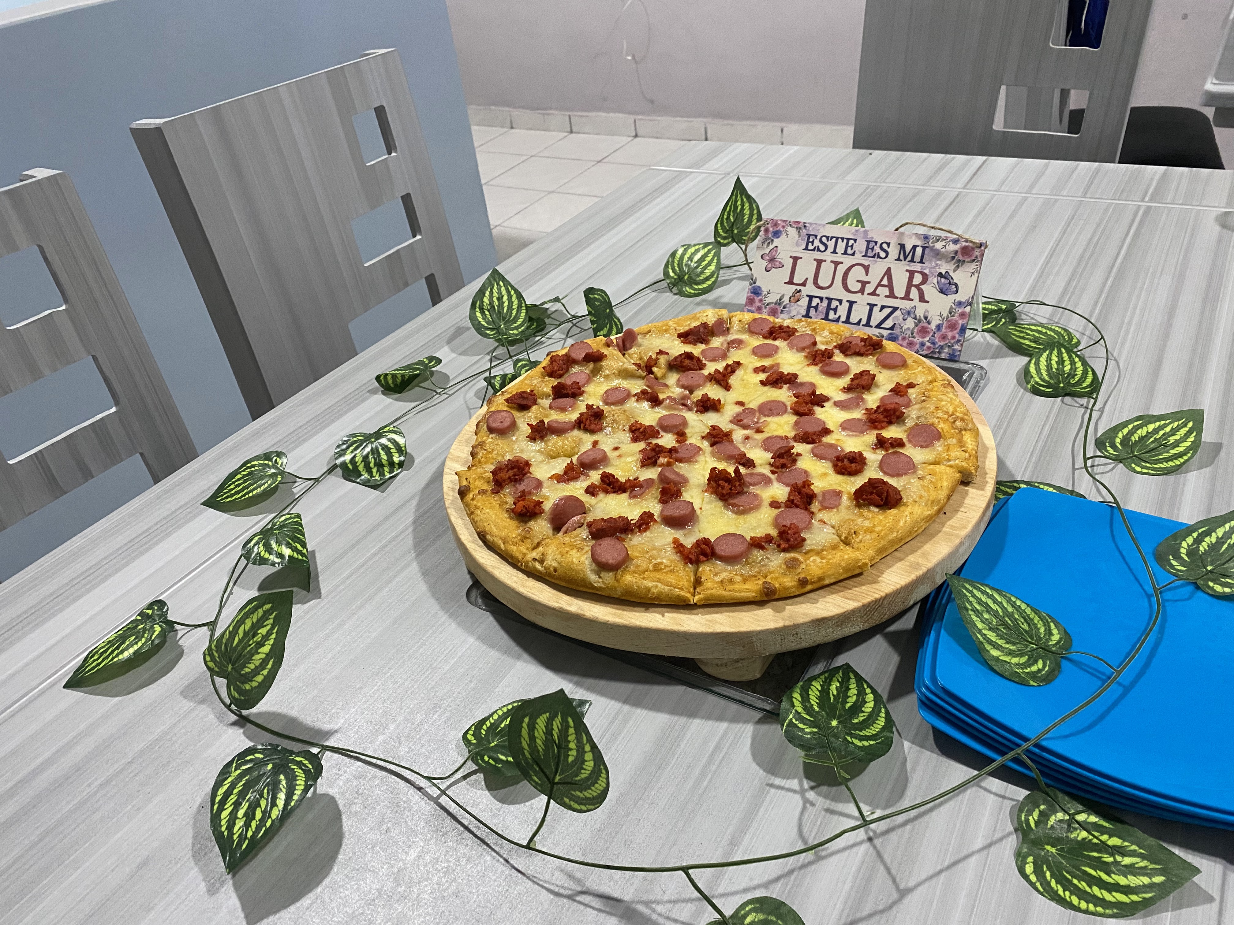 PIZZAS CHEEZY image 9