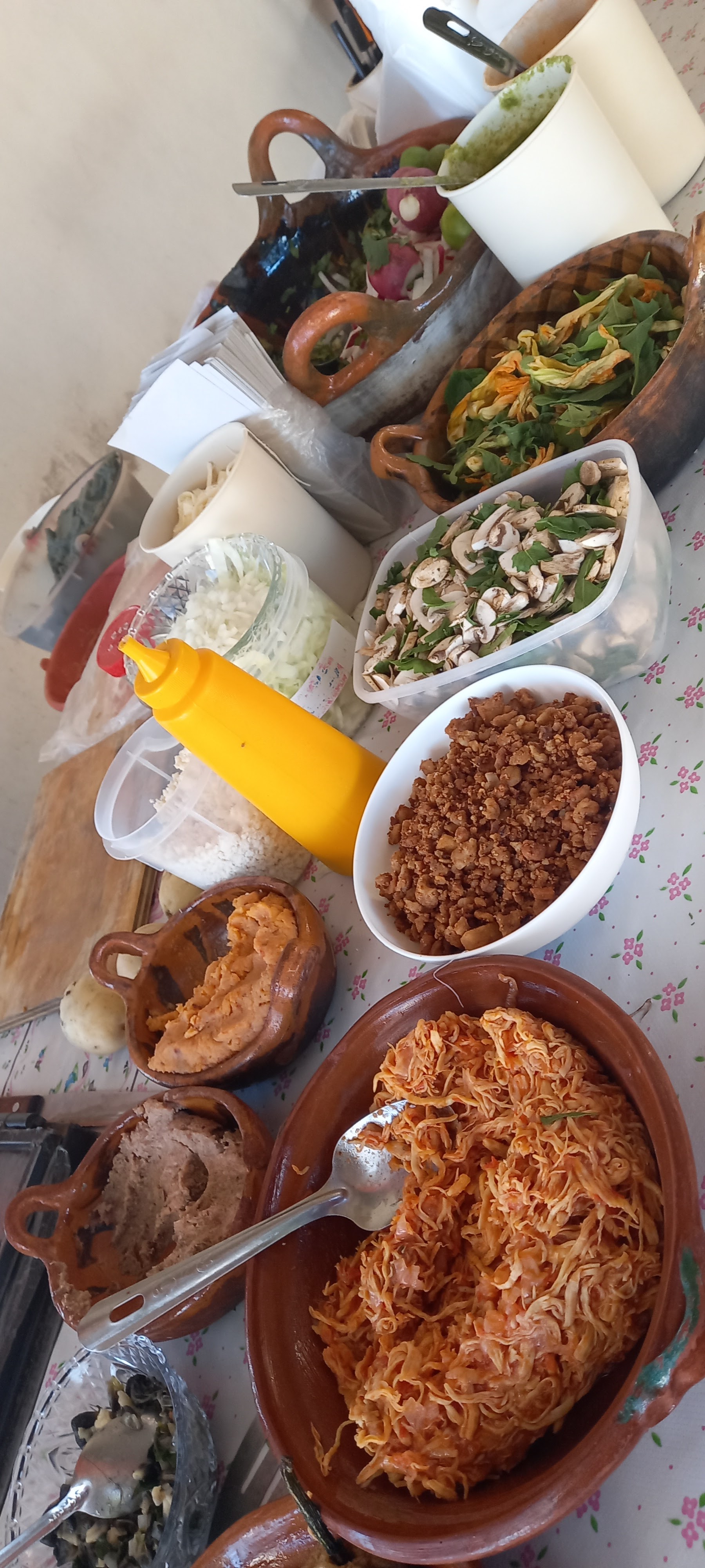 Tacos y quesadillas ADE image 1