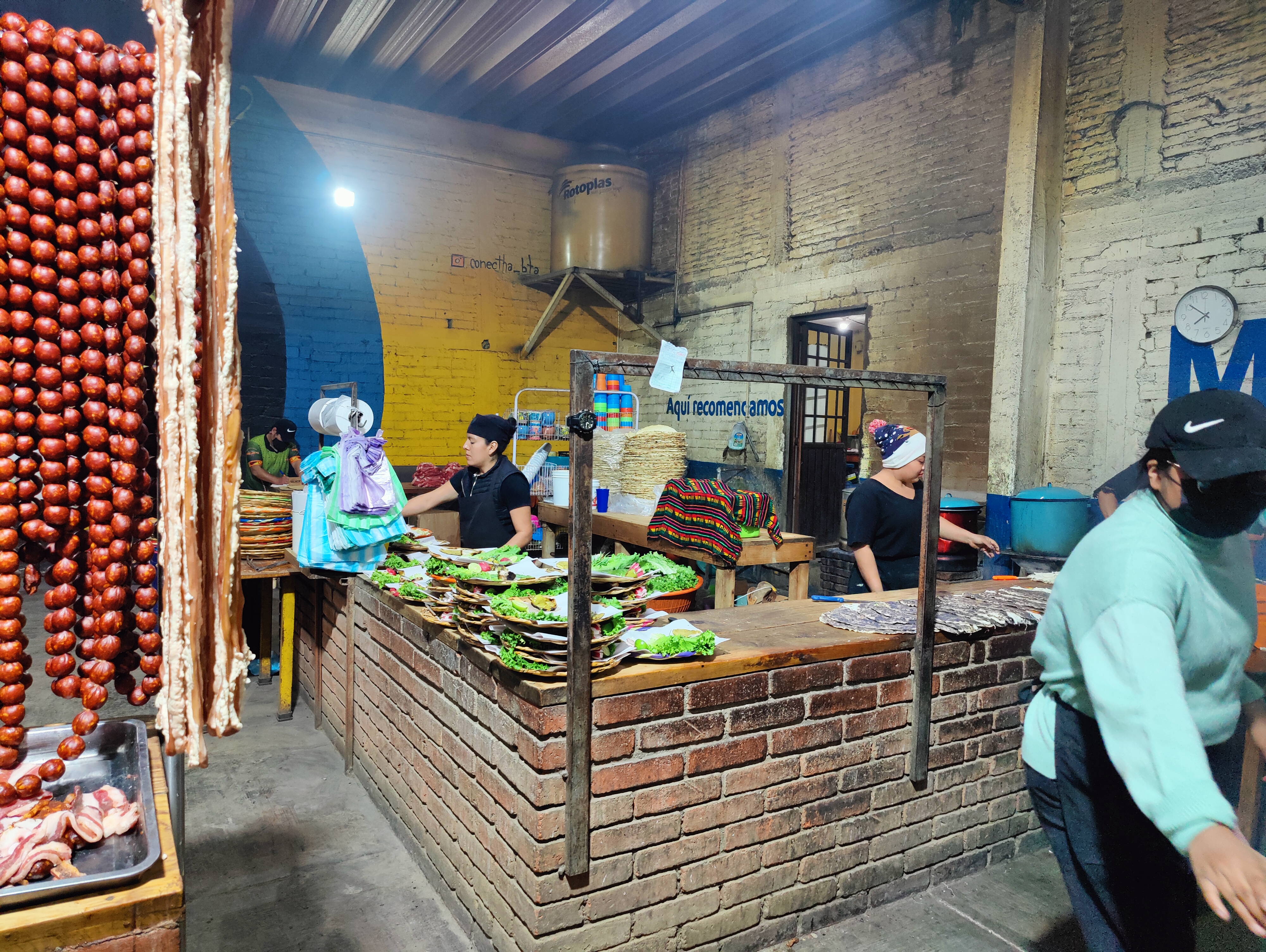 Tlayudas y carnes asadas Oaxaca Antiguo image 5