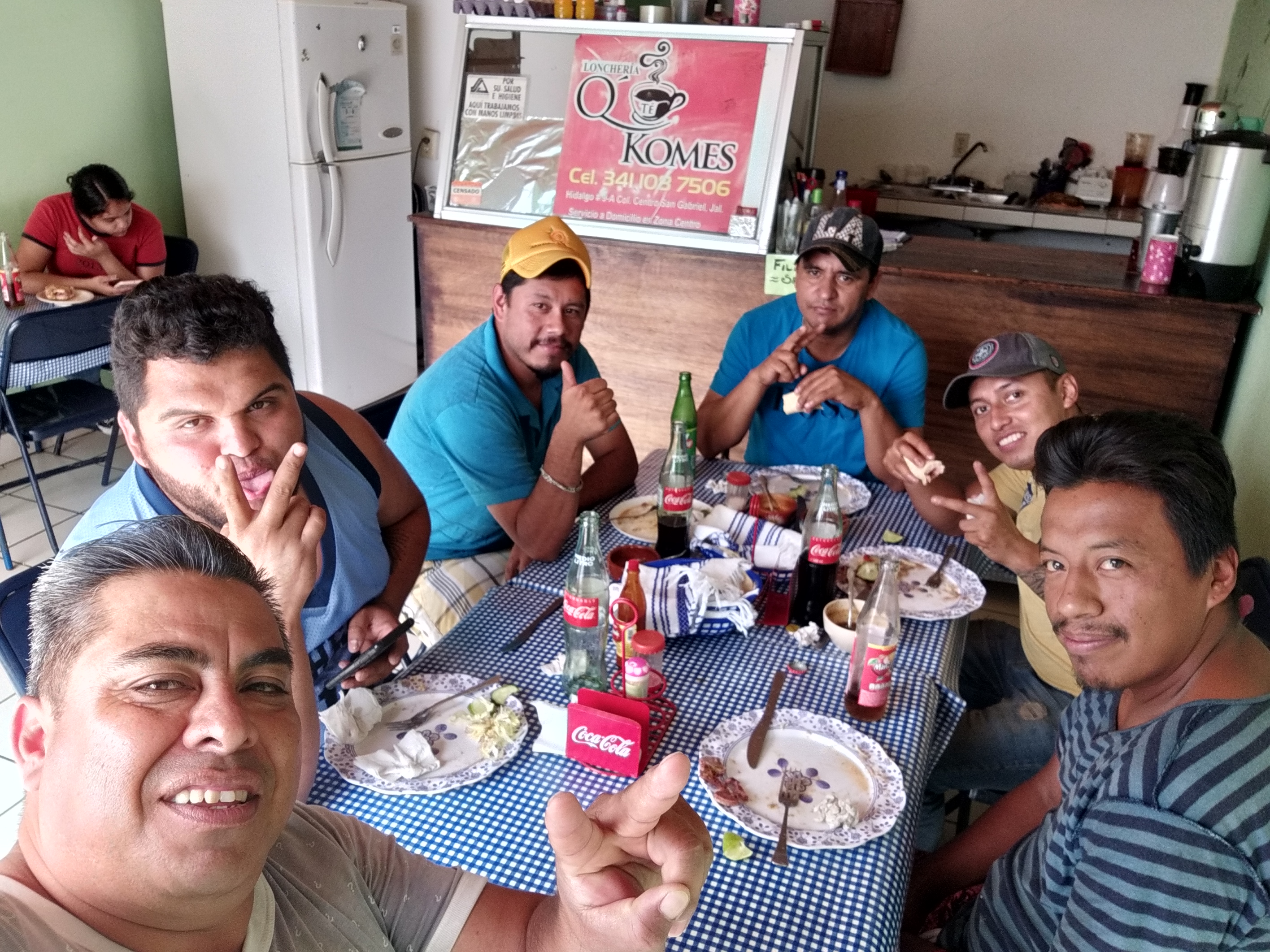 Loncheria Q' Te Komes image 4