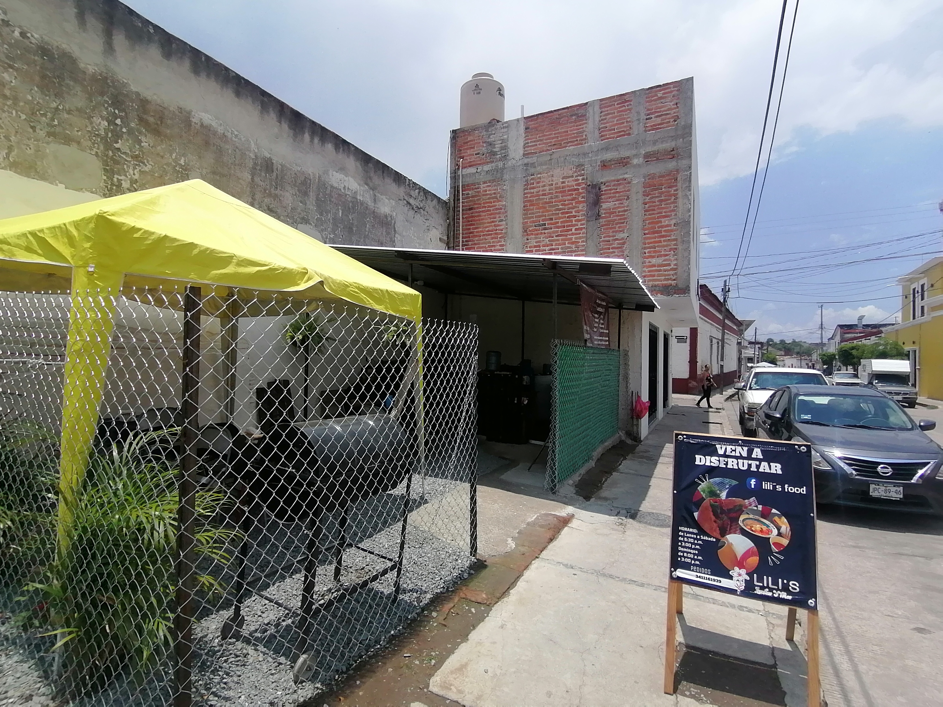 Loncheria "LILI'S" image 3