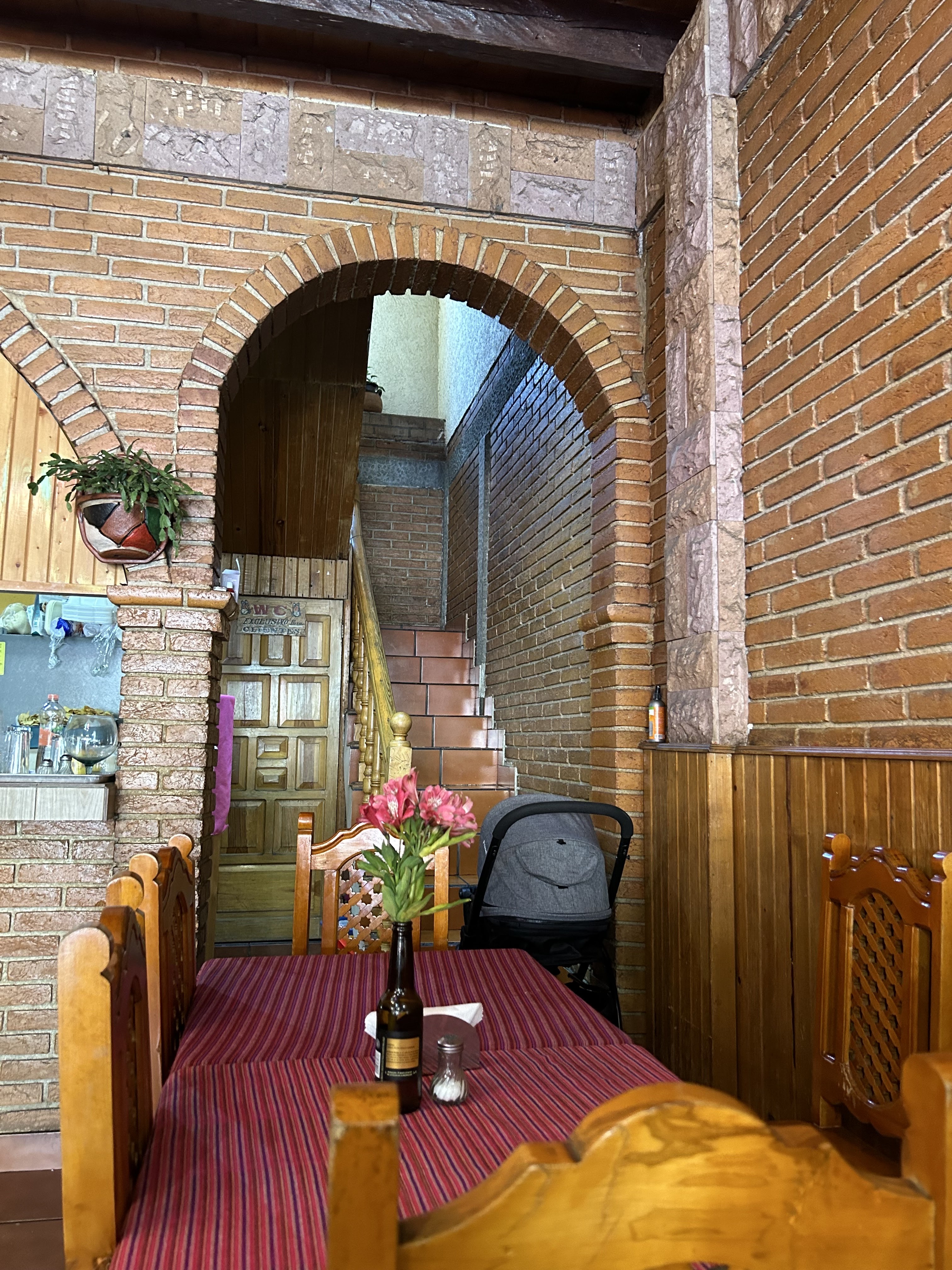Los Arcos image 1