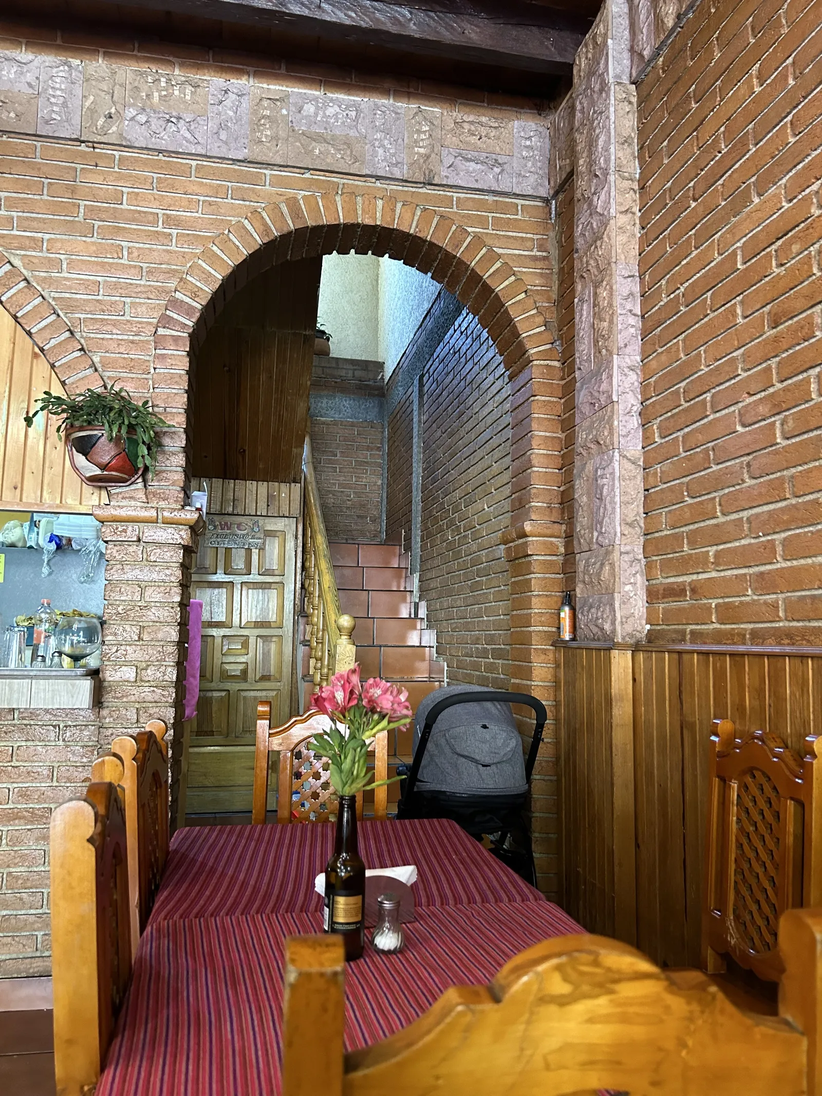 Los Arcos image 1