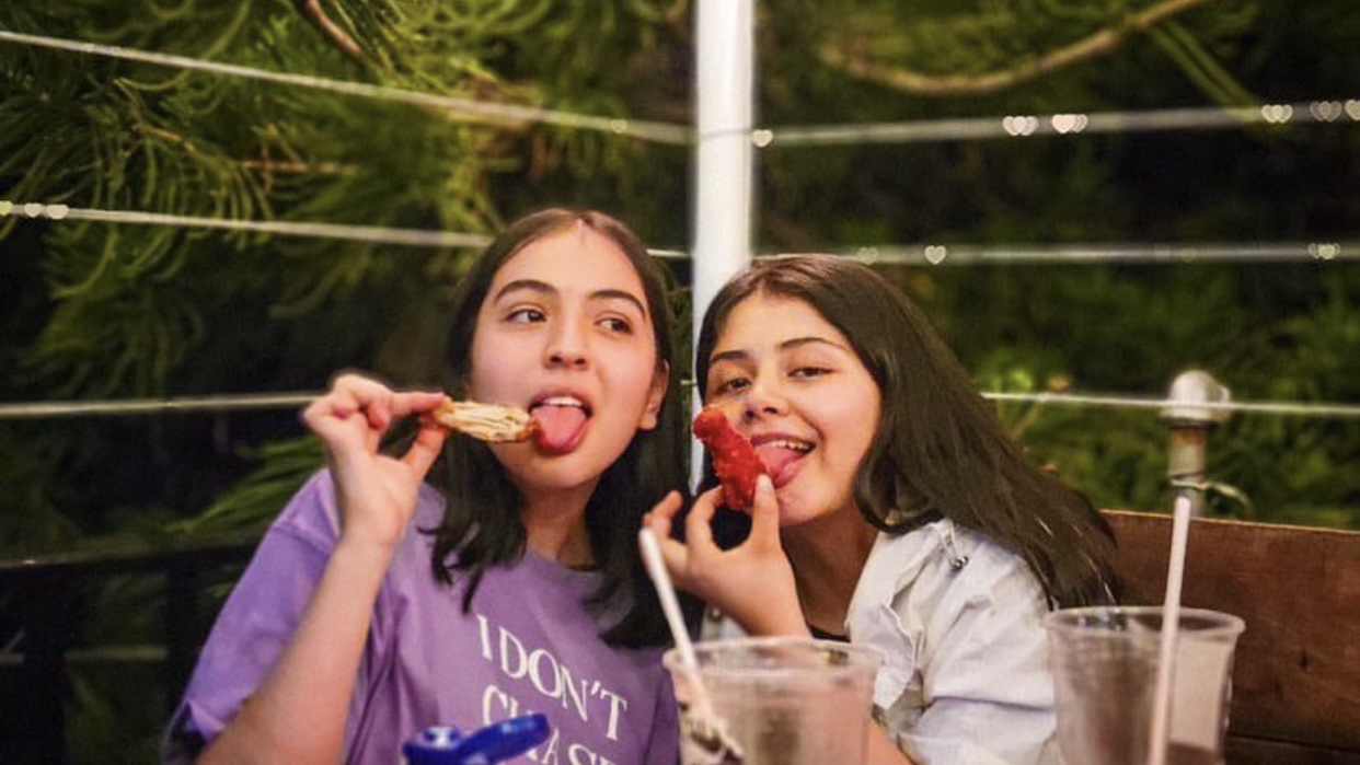 El Lote Sport Bar image 3