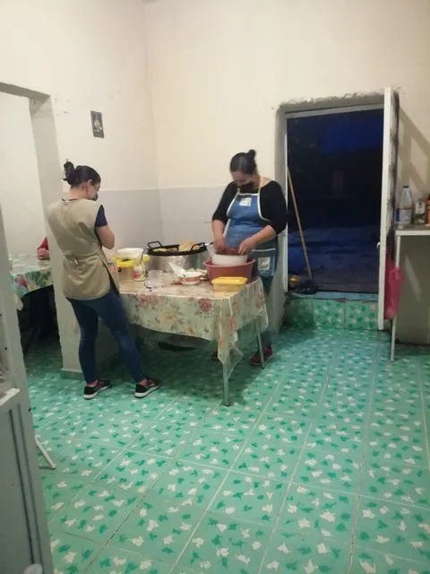 Cenaduria "Cinco Hermanas" image 7