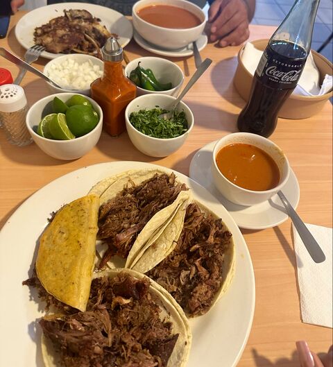 El Buen Gusto image 3