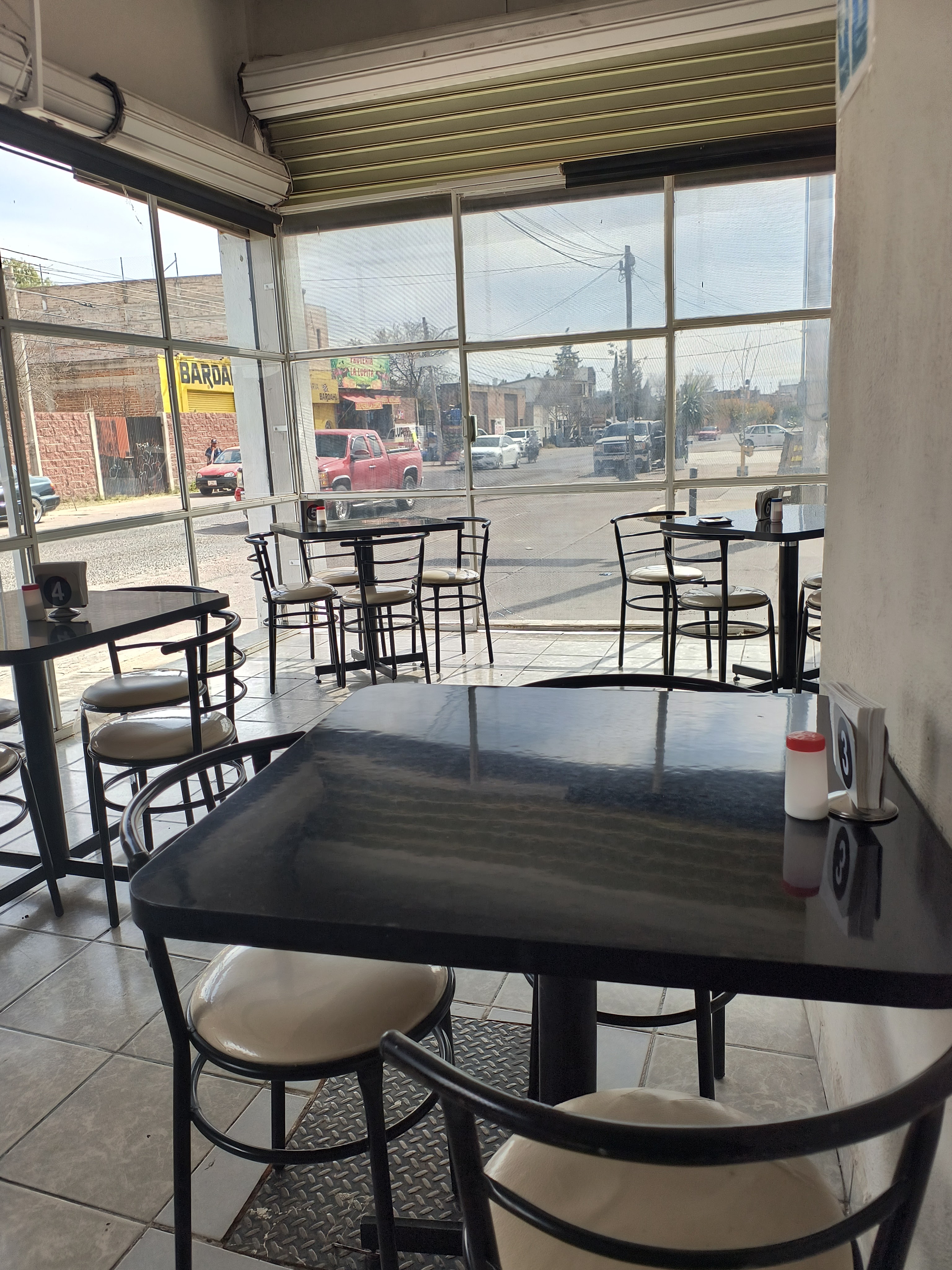 Crazy Wings Jr image 4