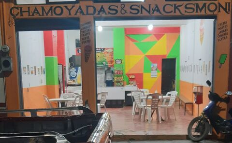 Chamoyadas y Snacks Moni image 1