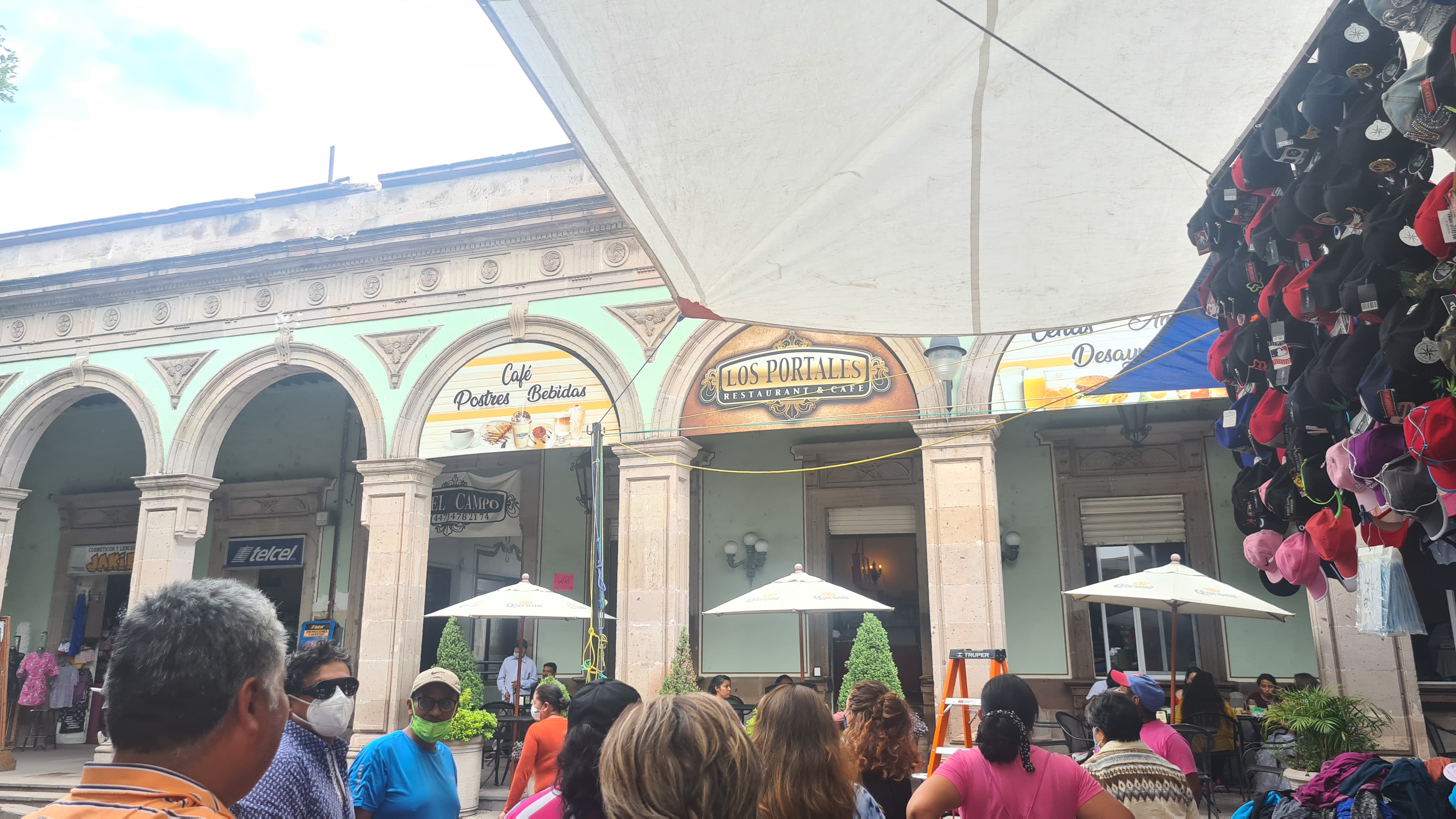 CAFÉ LOS PORTALES image 4