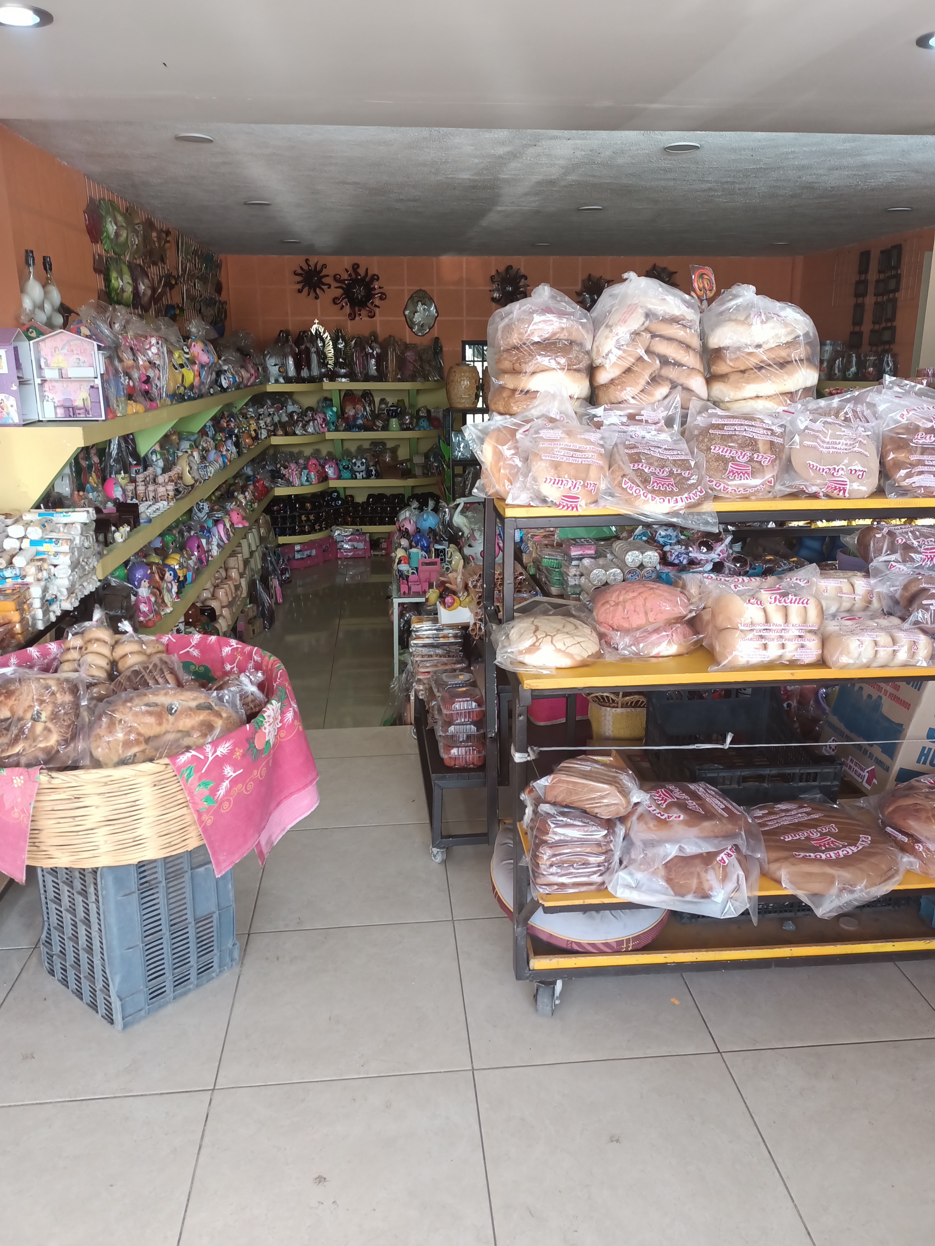 El Buen Gusto image 3