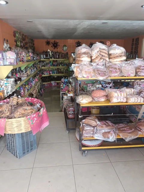 El Buen Gusto image 3