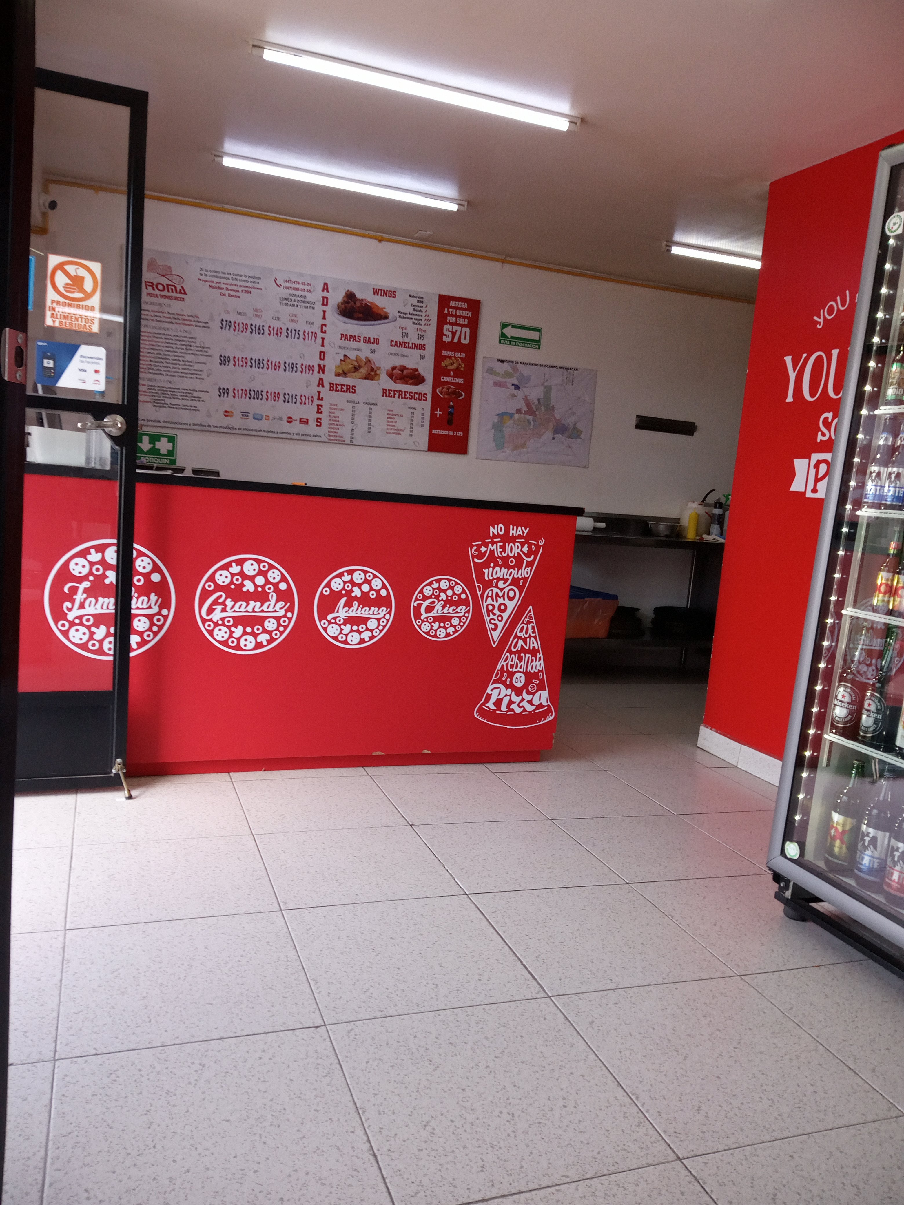 Roma Pizza/Wings/Beer Maravatío image 8