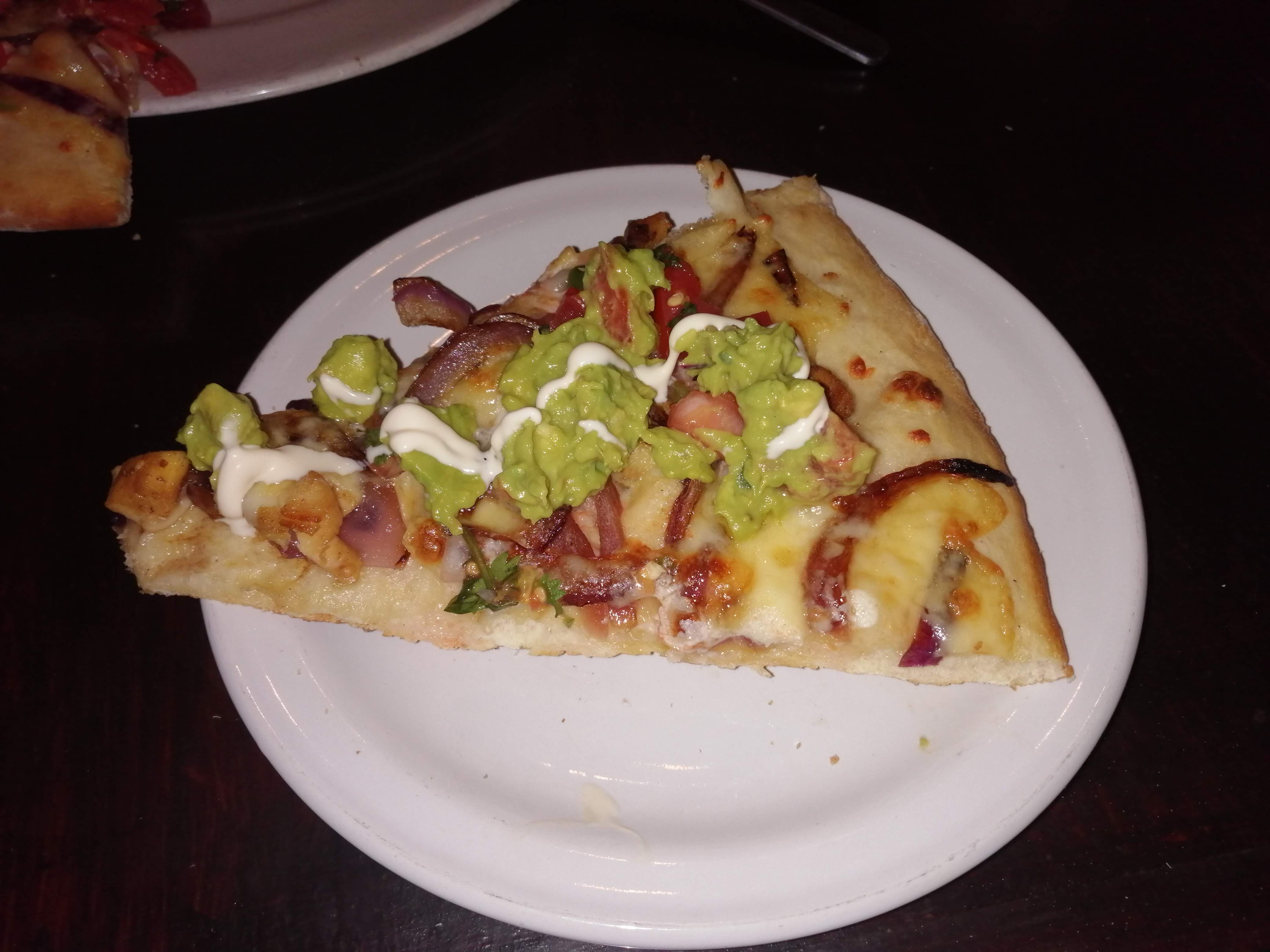 St. Louis Restaurant pizza,pasta y ensalada image 1