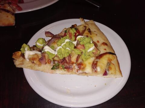 St. Louis Restaurant pizza,pasta y ensalada image 1