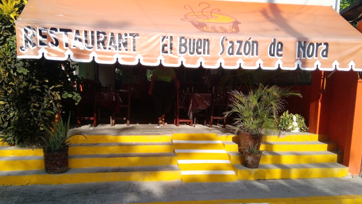 Restaurant El Buen Sazón de Nora image 1