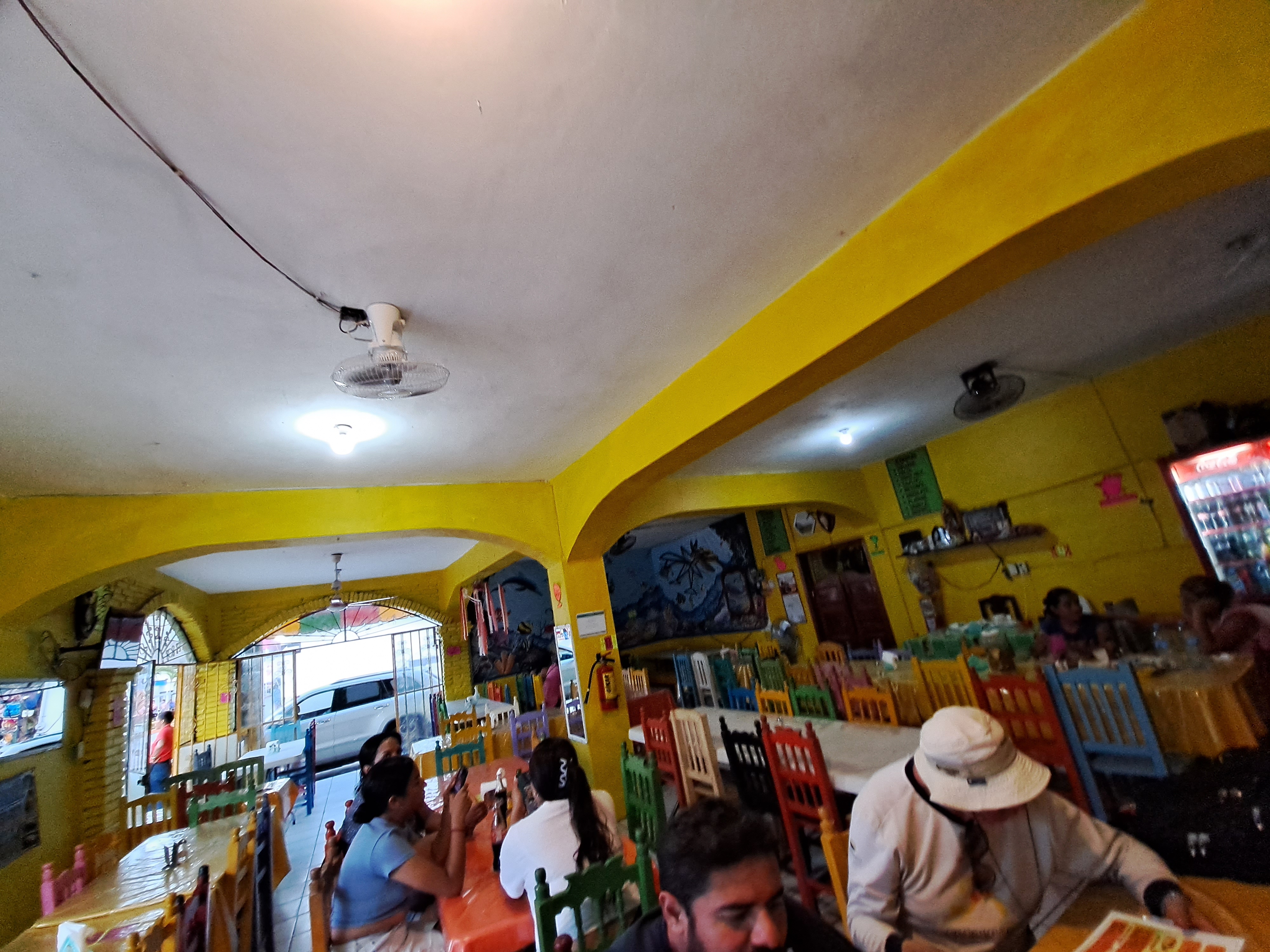 Lonchería La gaviota de oro image 3