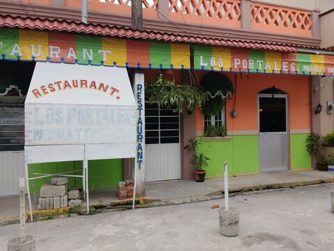 Restaurante Y Asadero Los Portales image 3