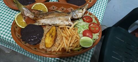 Restauran los toños image 2