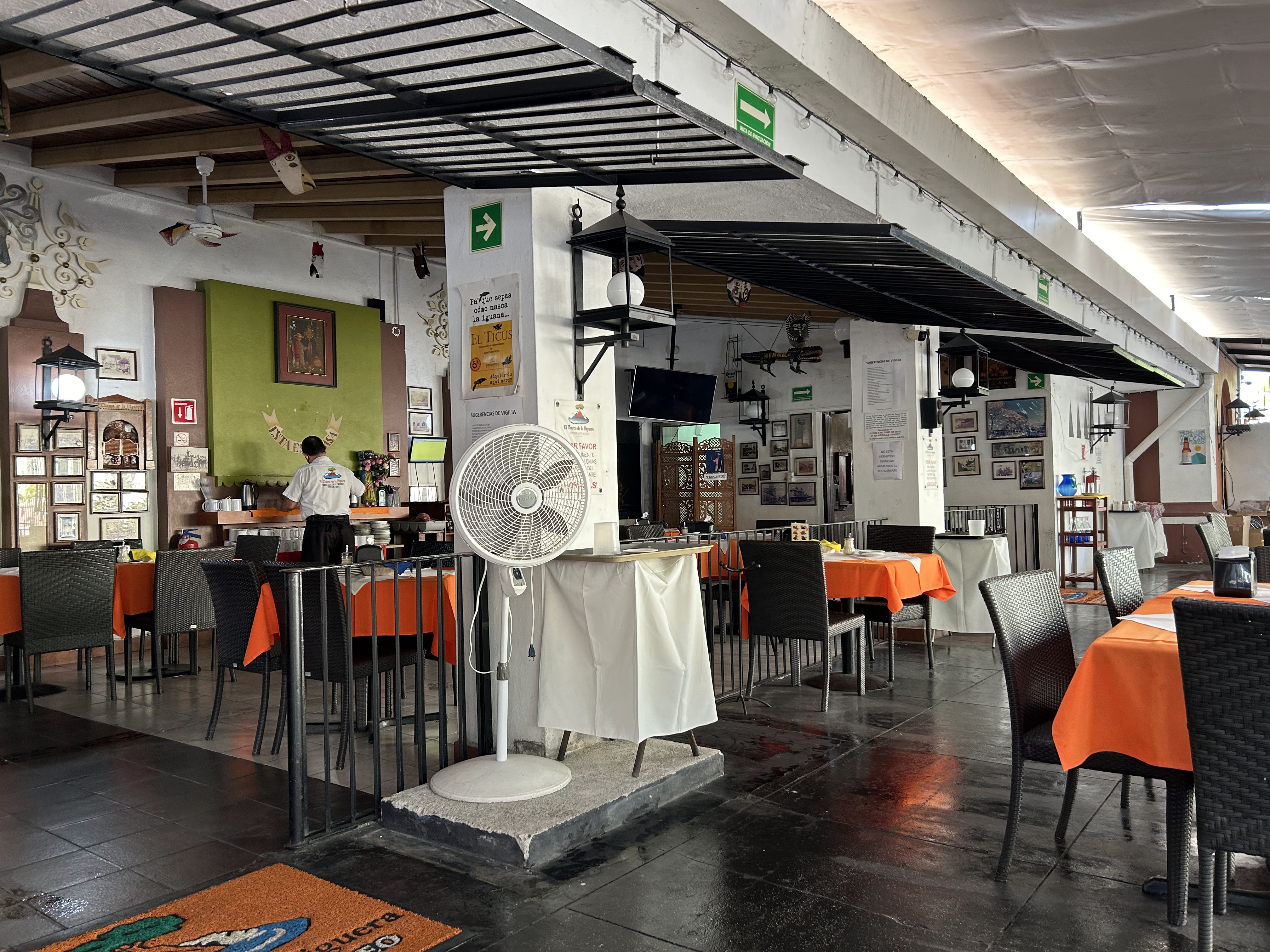 El Charco de la Higuera image 8