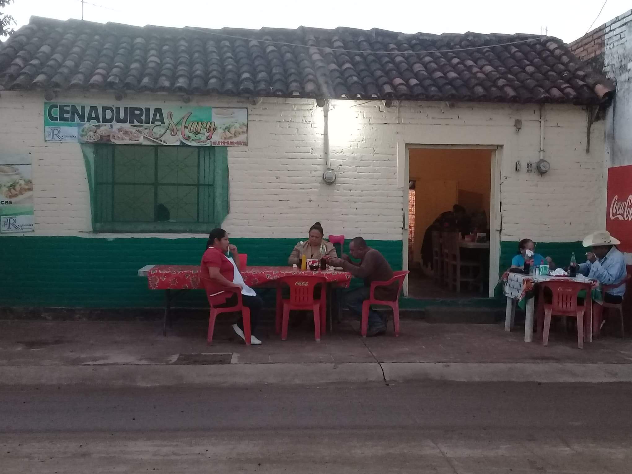 Cenaduría Mary image 1