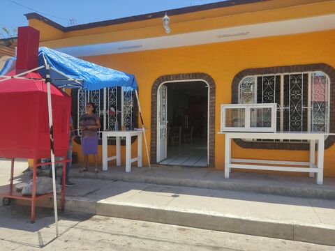 Restaurante mar y tierra image 1