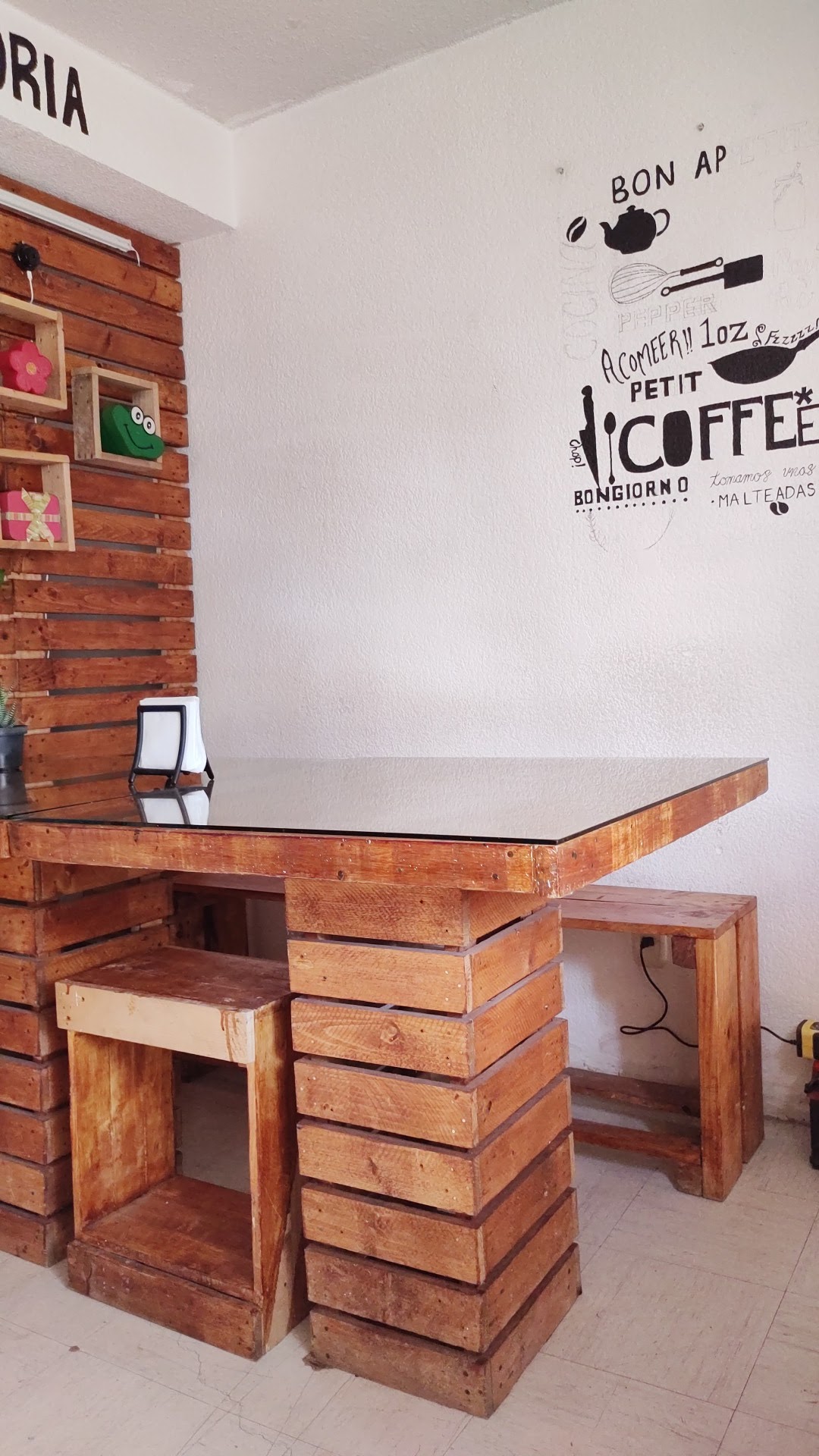 Pau&re creperia image 2