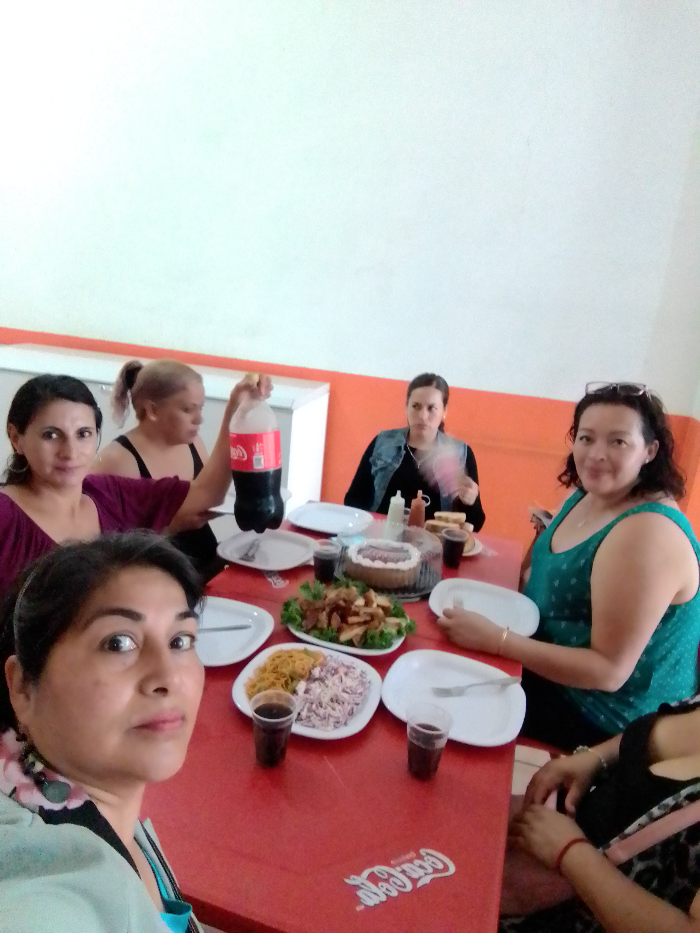 Restaurante familiar Continental image 8