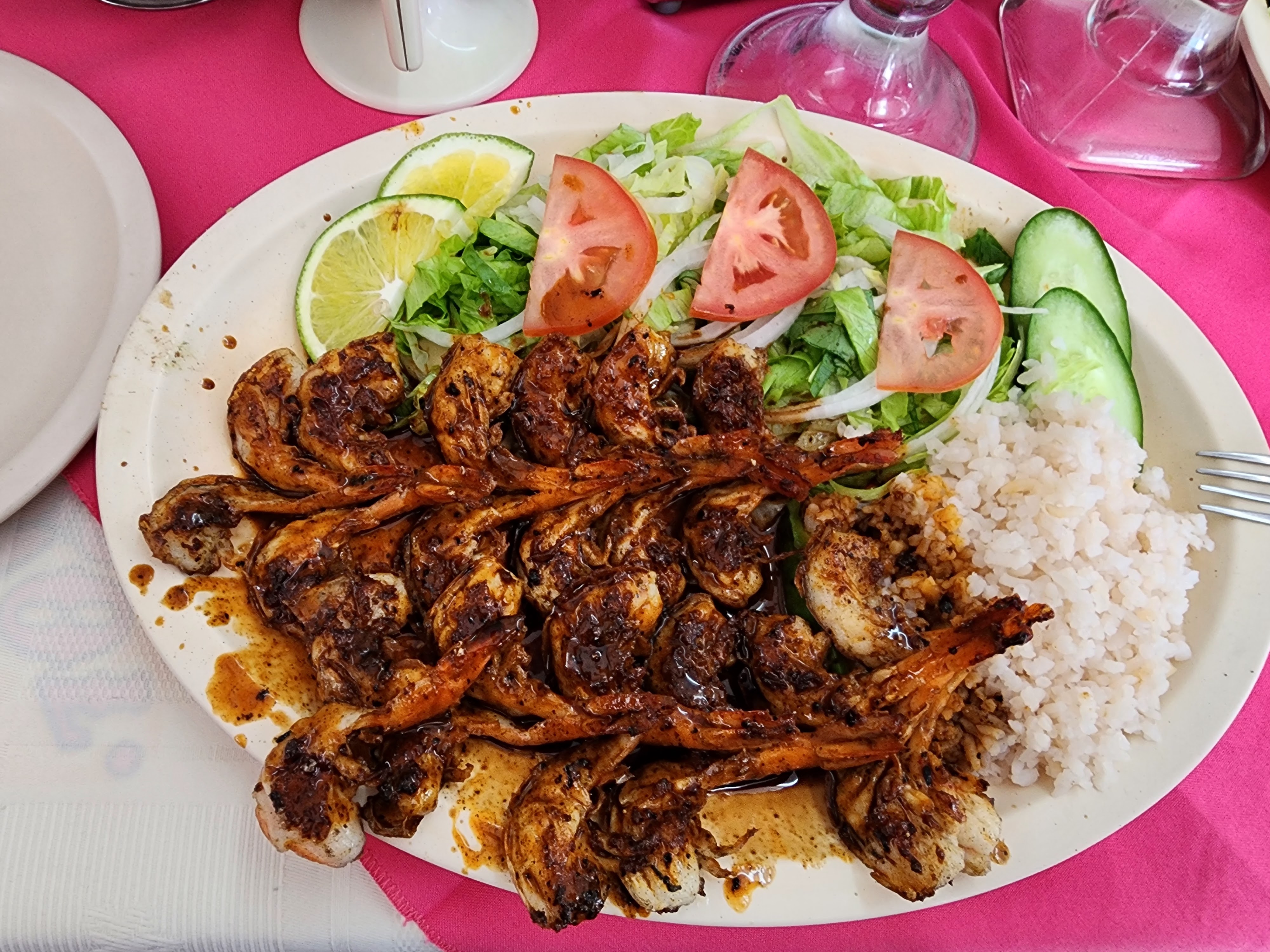 El Delfin Sonriente image 1