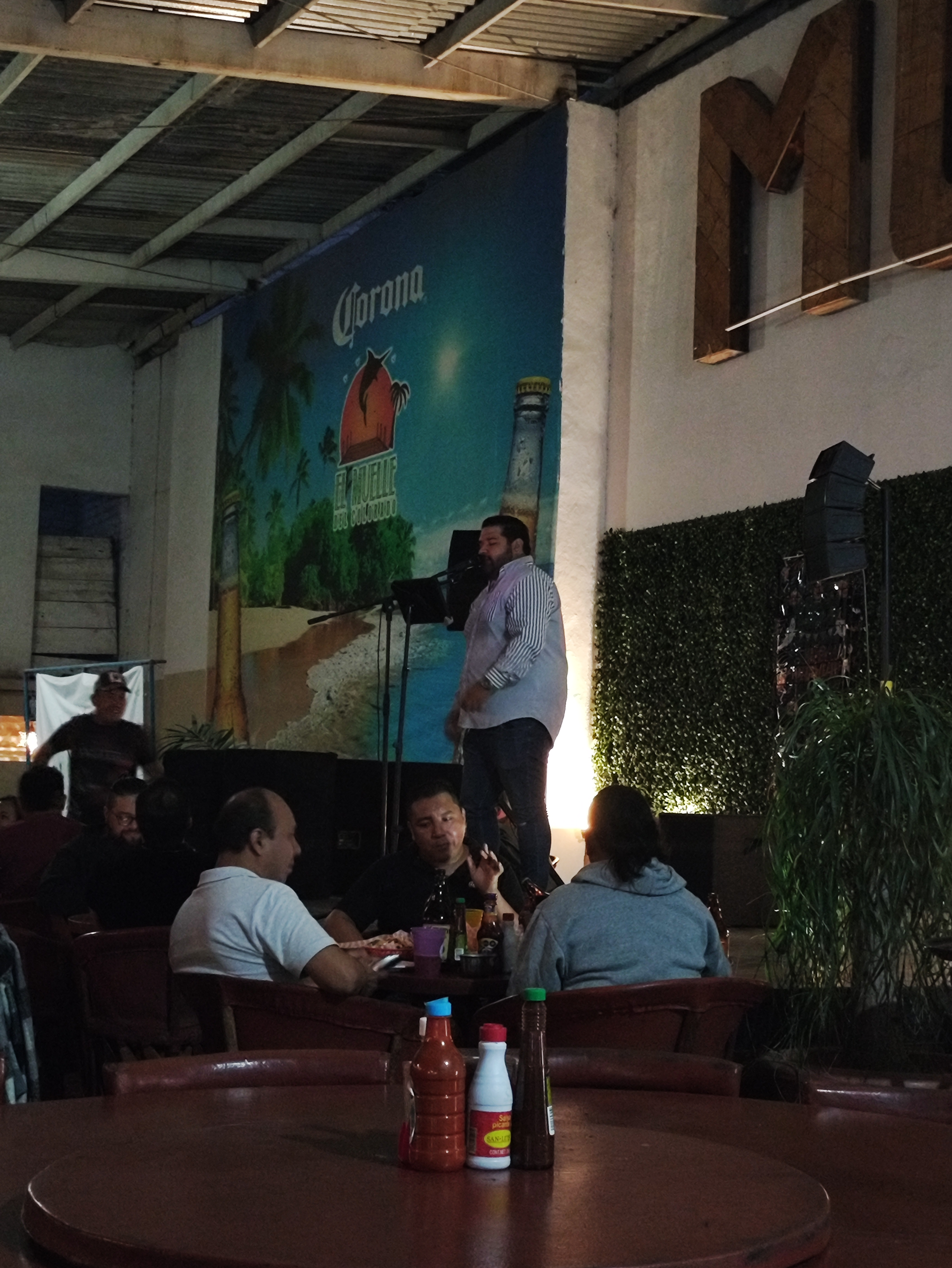 El muelle del Colorado. image 6