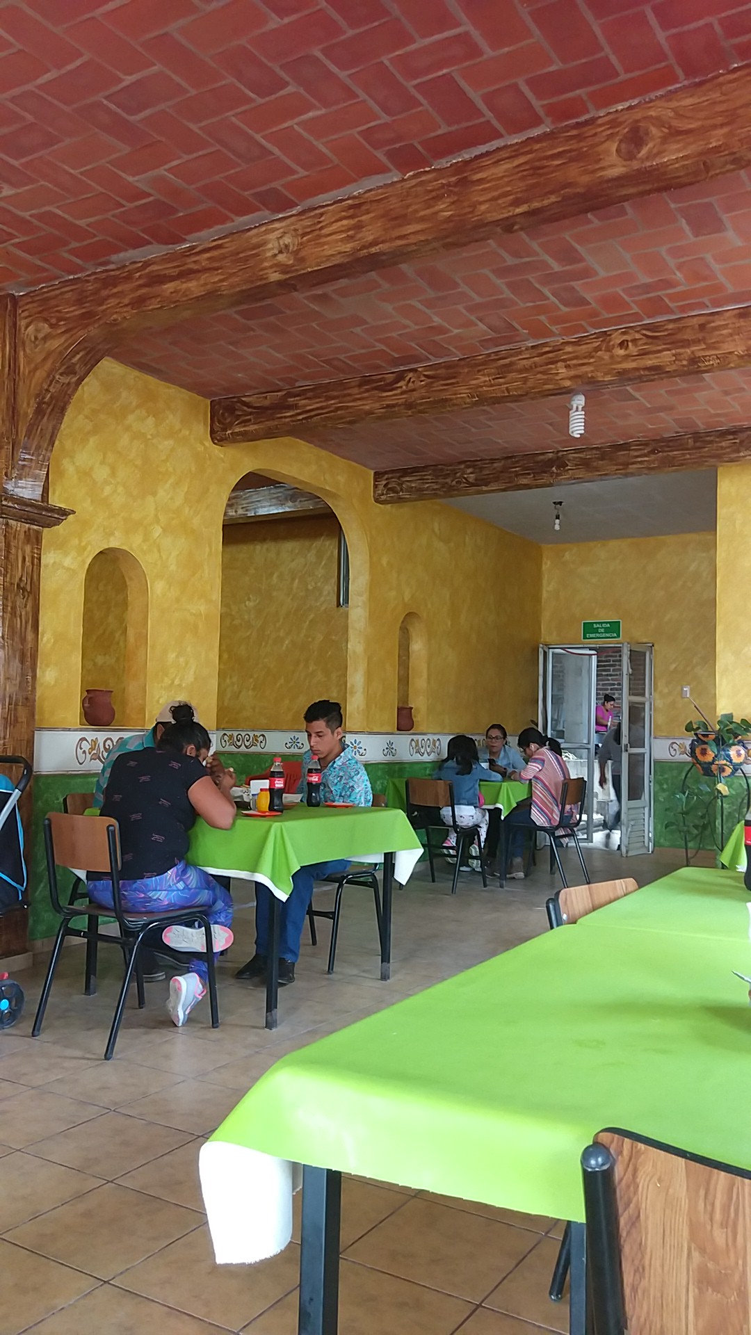 Restaurante image 1