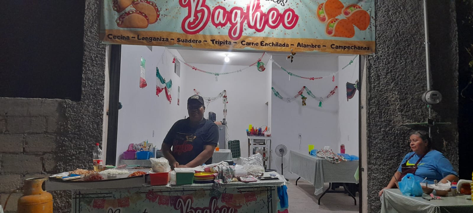 Ricos Tacos y Tortas Baghee image 1