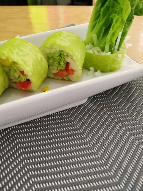 Sr. Krab Sushi Restaurante image 8