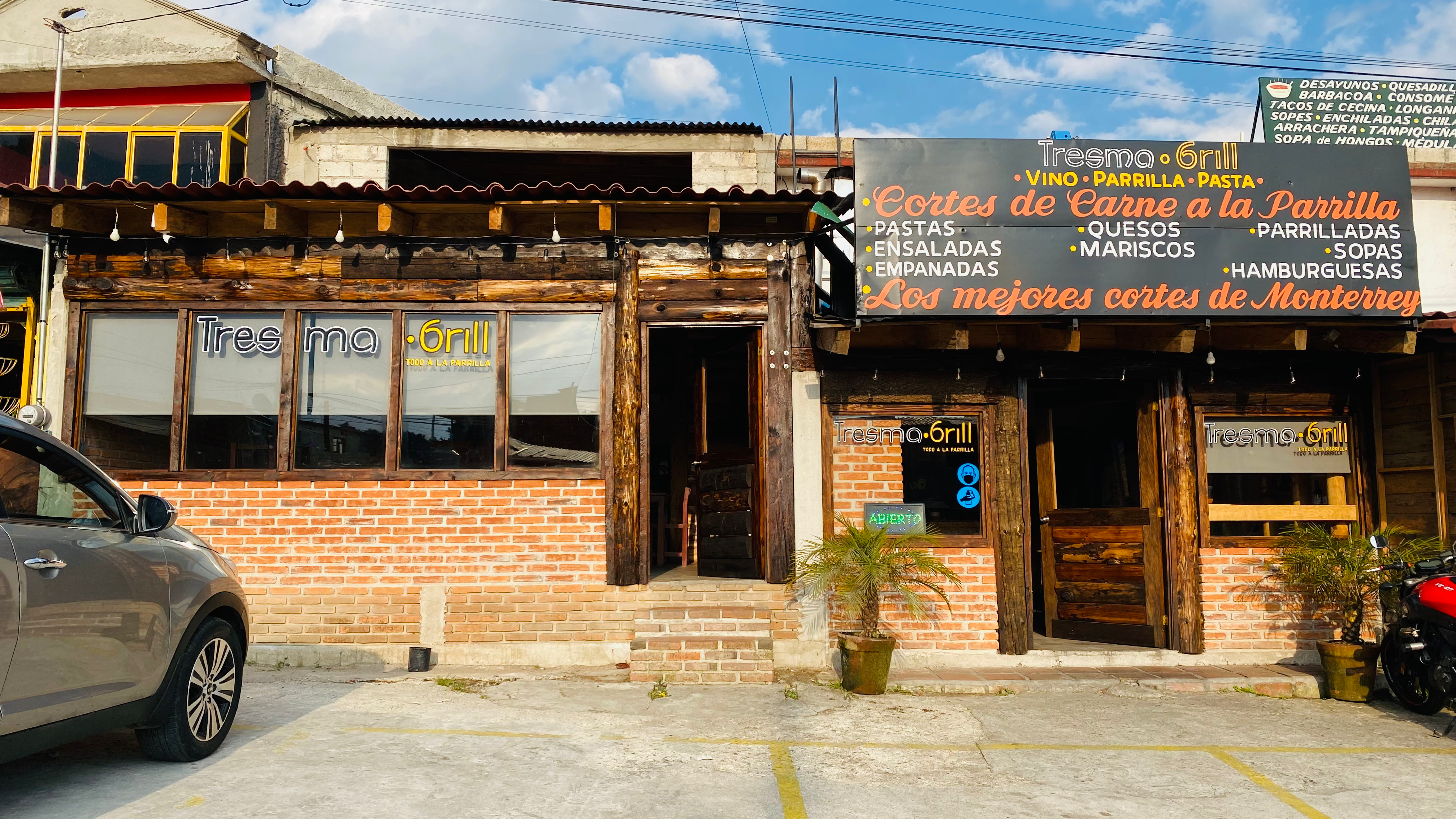 TresMa Grill image 1