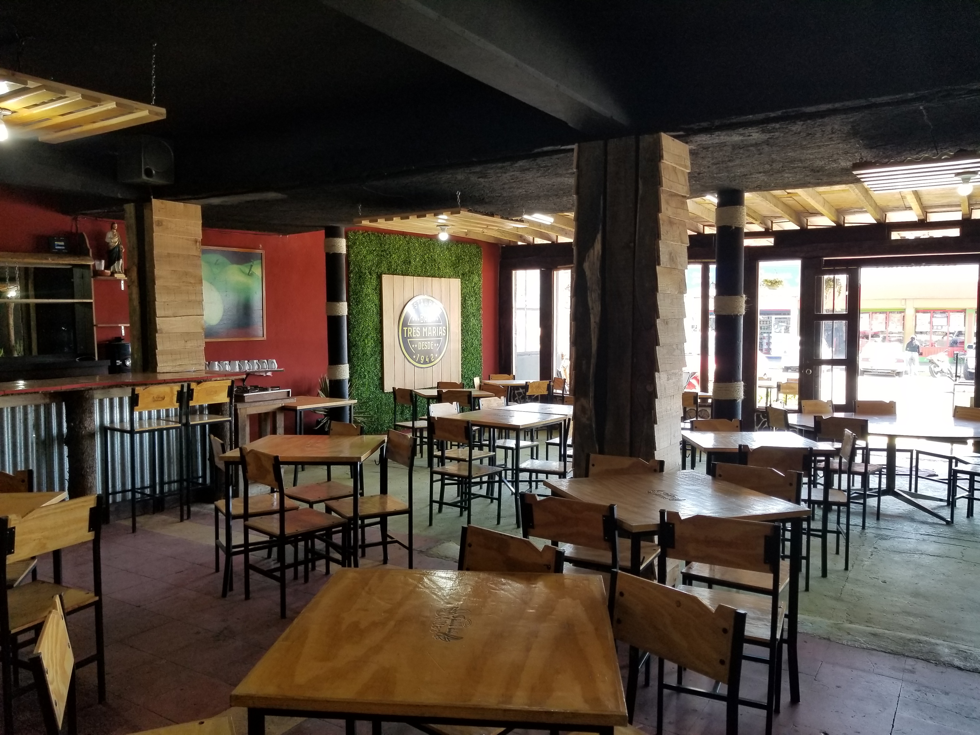 Restaurant Familiar Tres Marias desde 1942 image 4