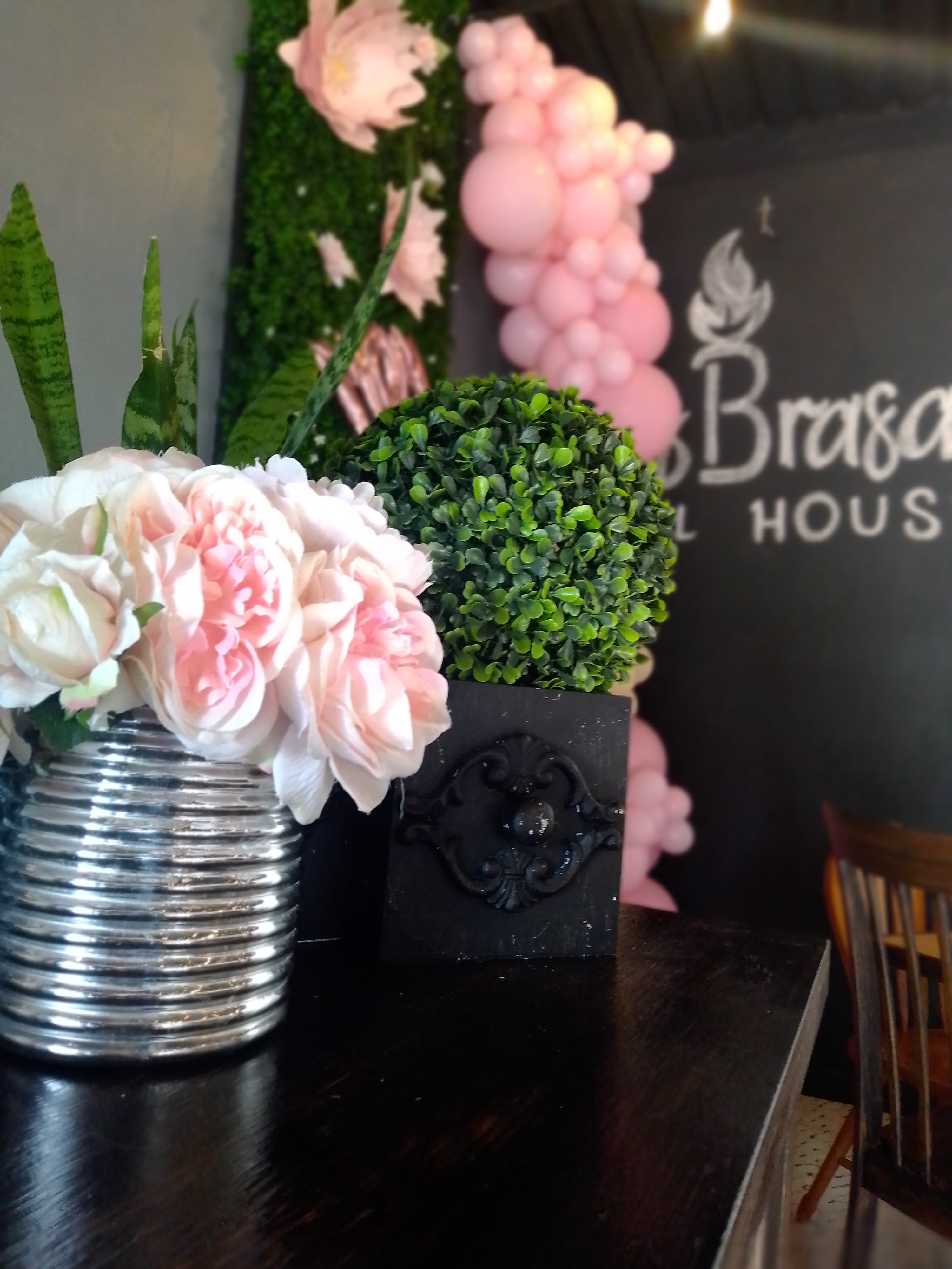 Las Brasas Grill House image 10