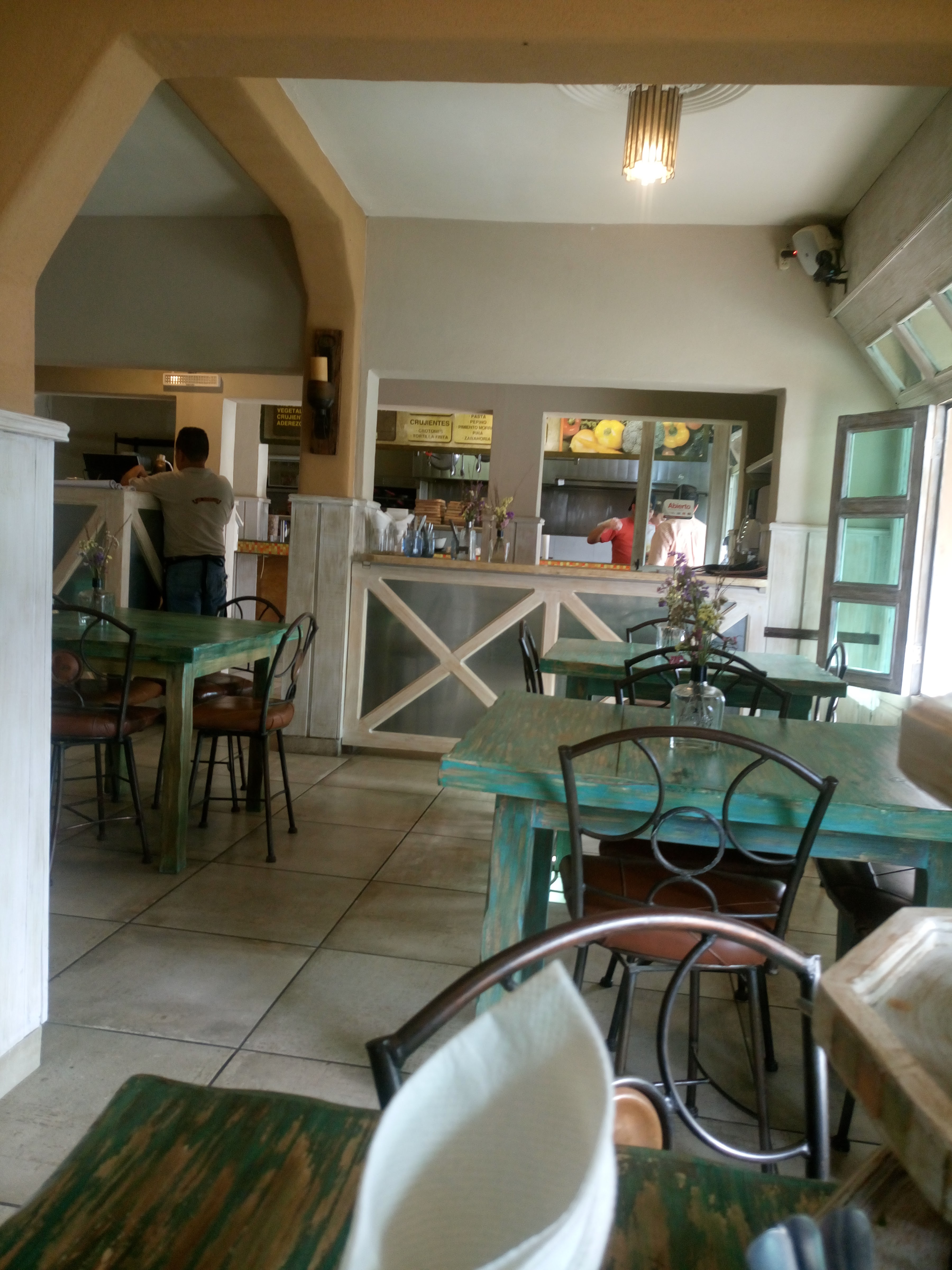 Los Caudillos image 9