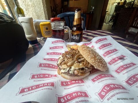 Big Mau Hamburgueseria image 1