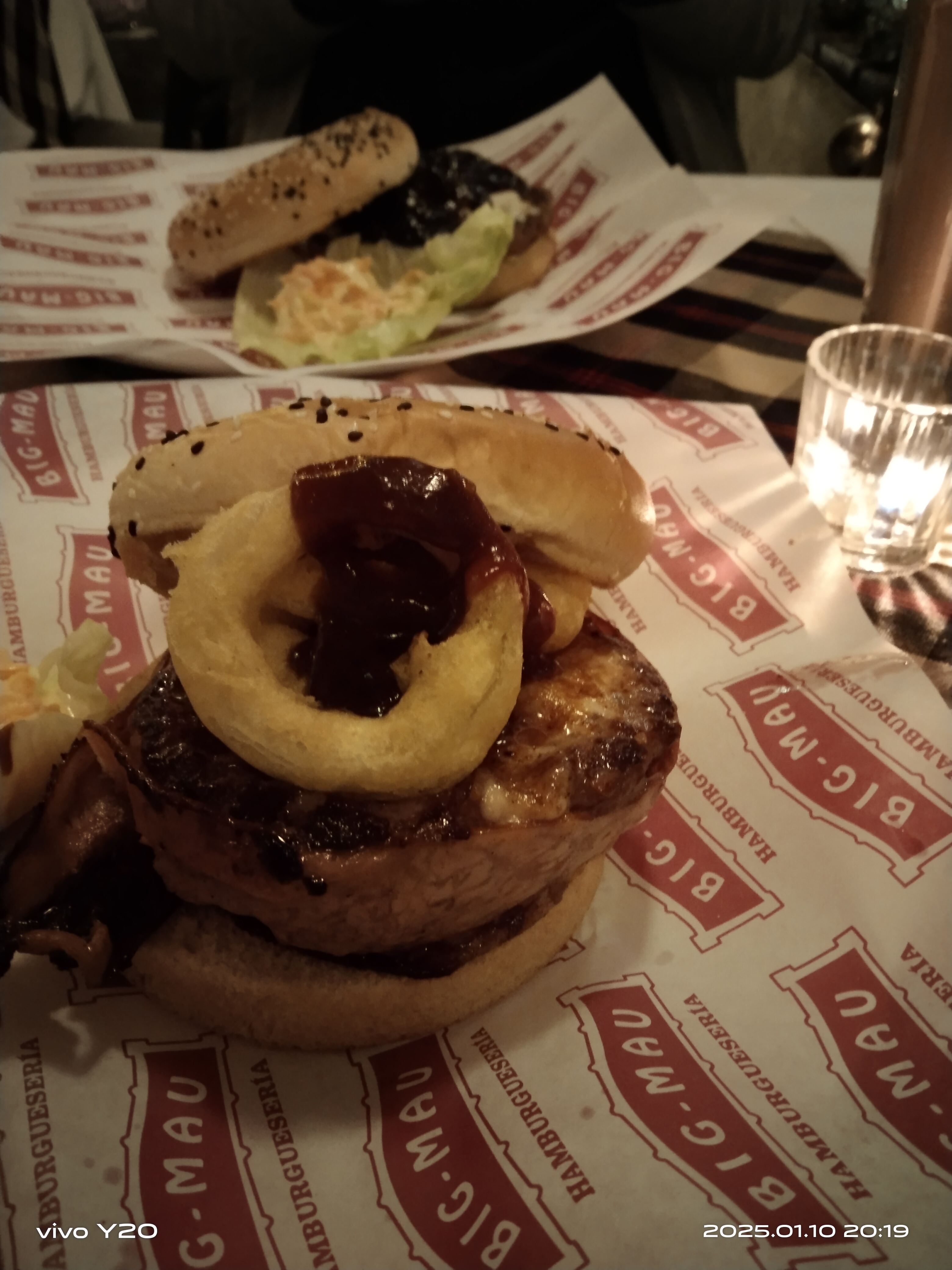 Big Mau Hamburgueseria image 2