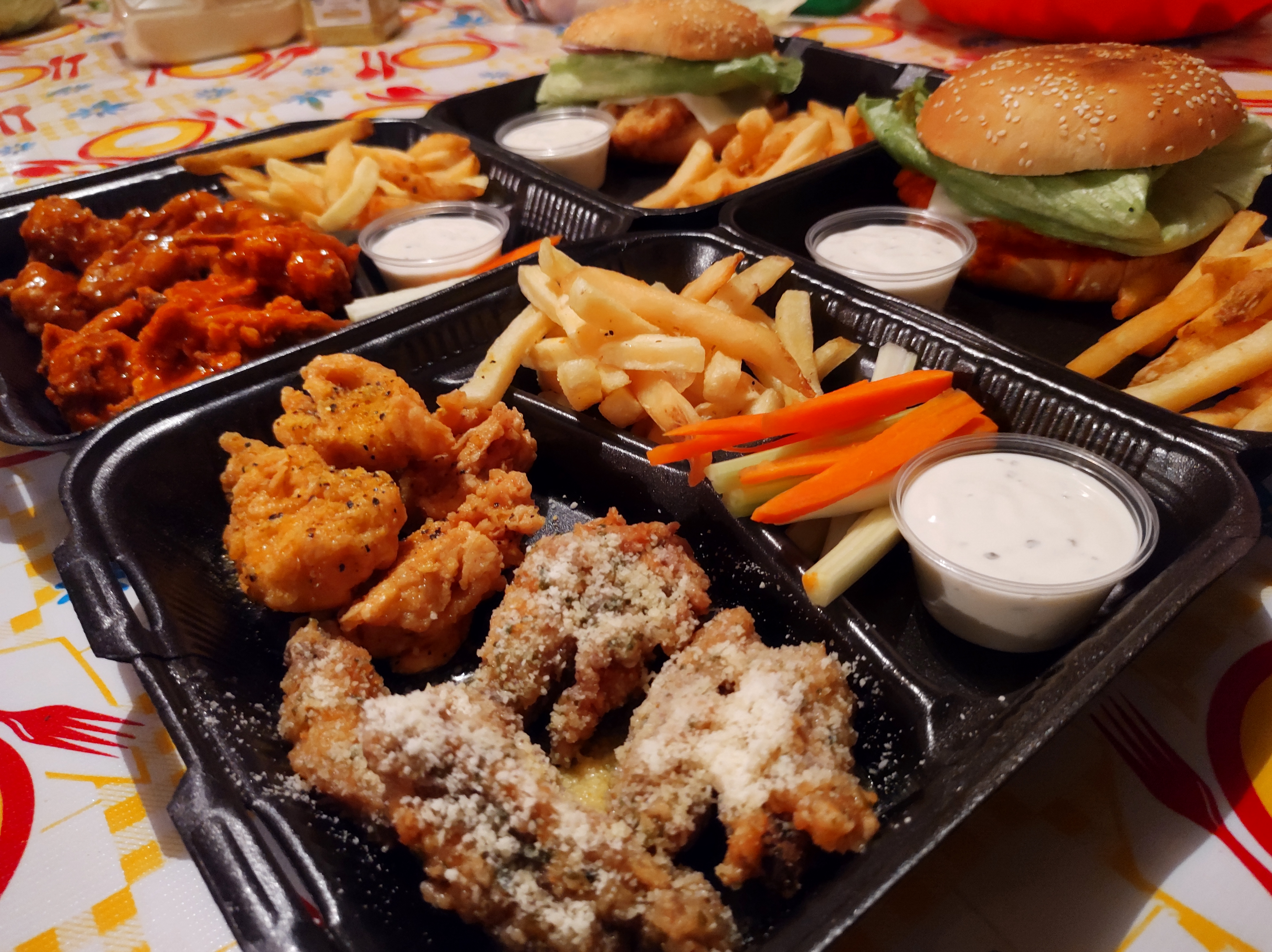 Alitas & Boneless Hidalgo image 1