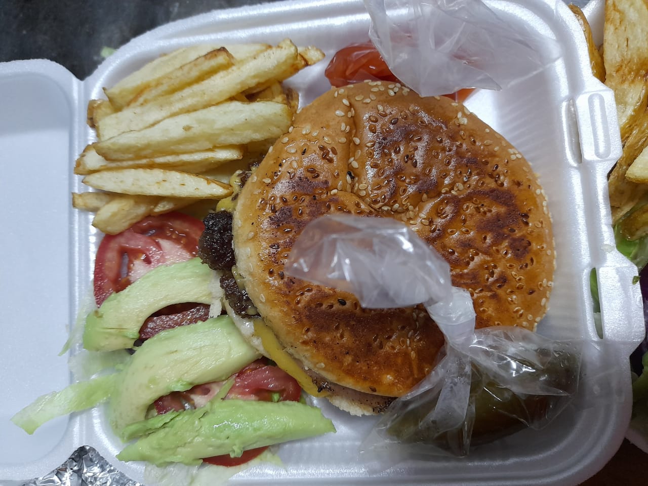 FLAUTAS Y HAMBURGESAS "LA FIERA" image 1