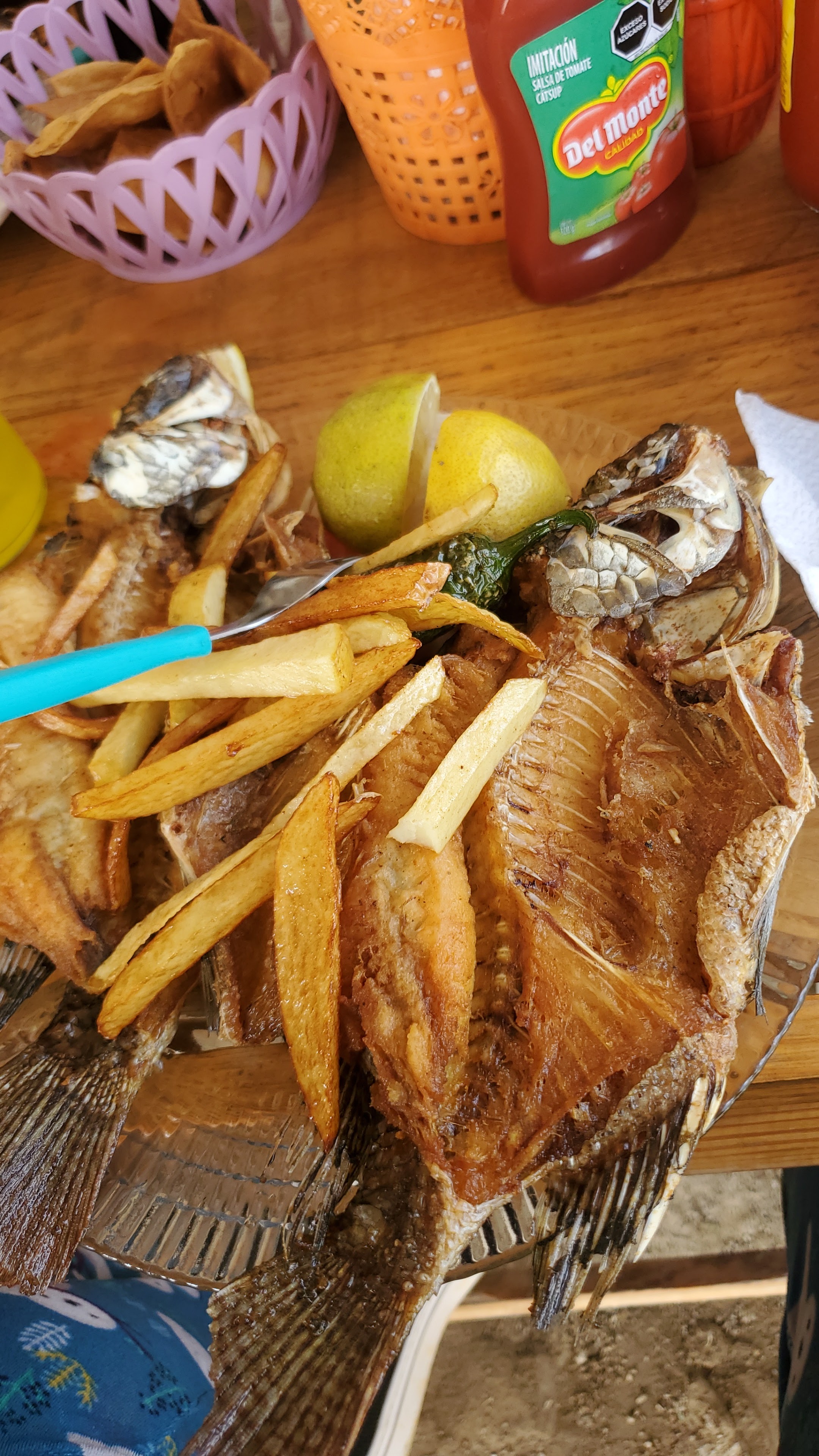 Pescado Frito DOÑA LORENA image 1