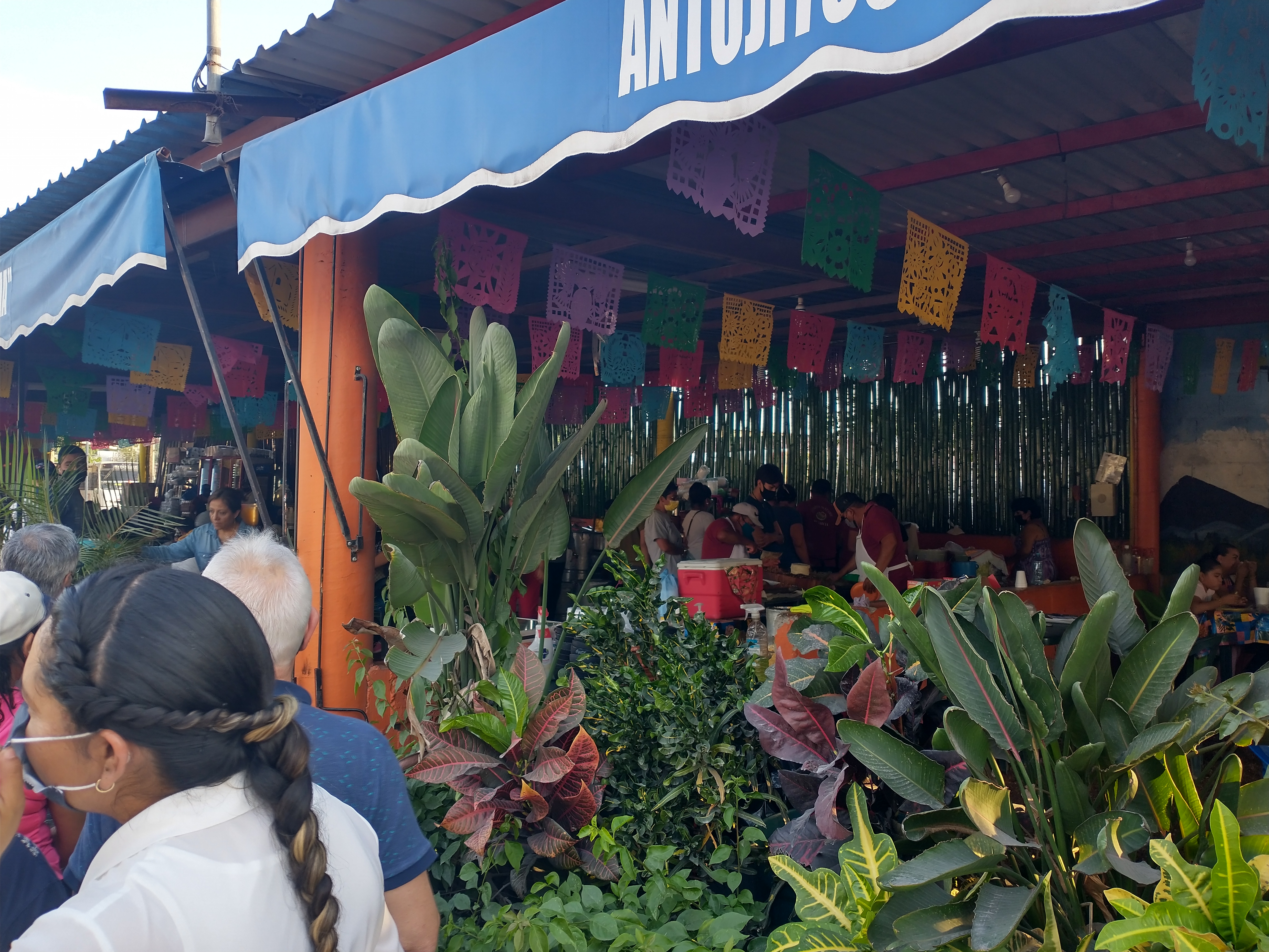 Antojitos Mexicanos Los García image 1