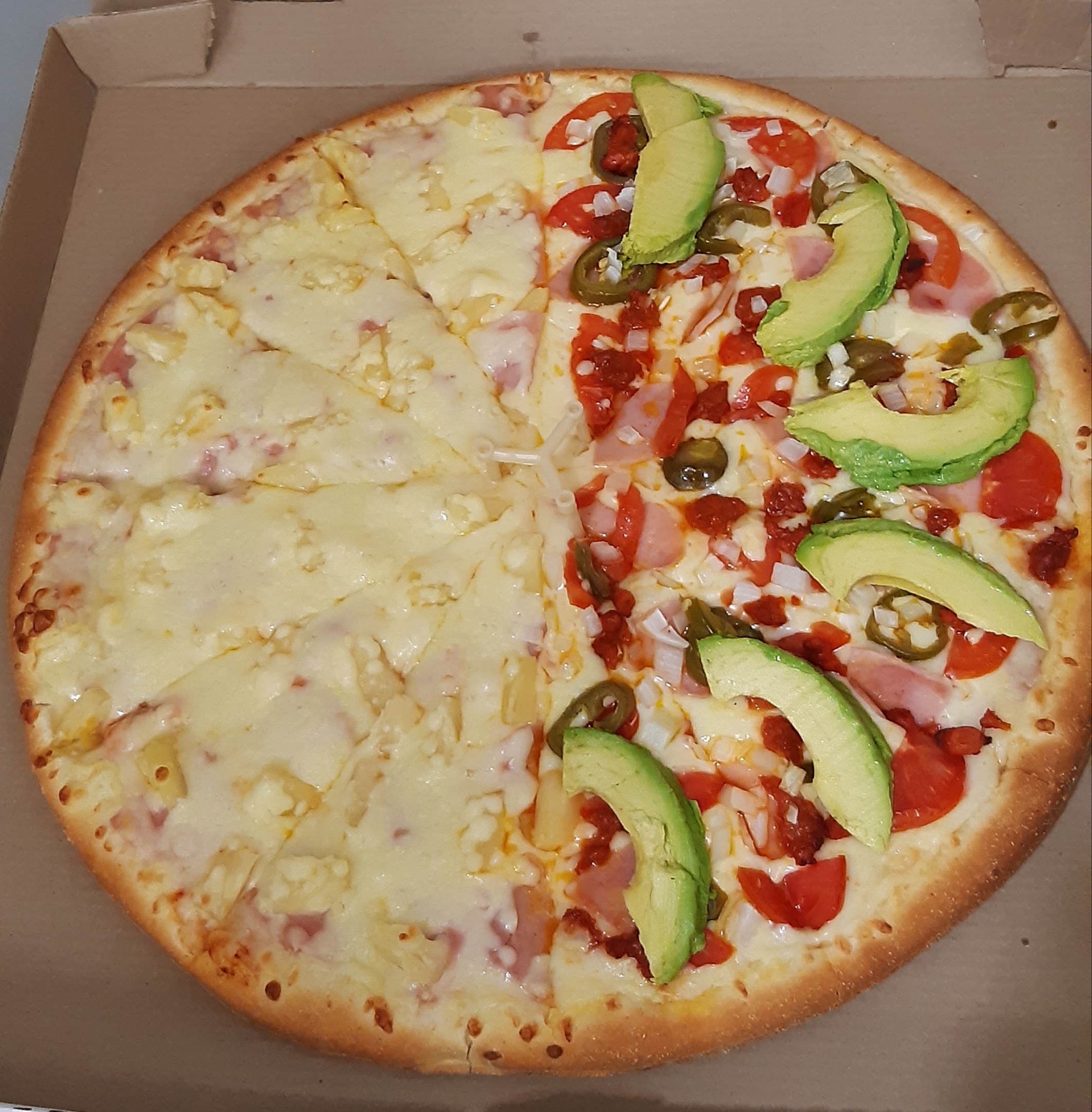 Gemelos Pizza image 1