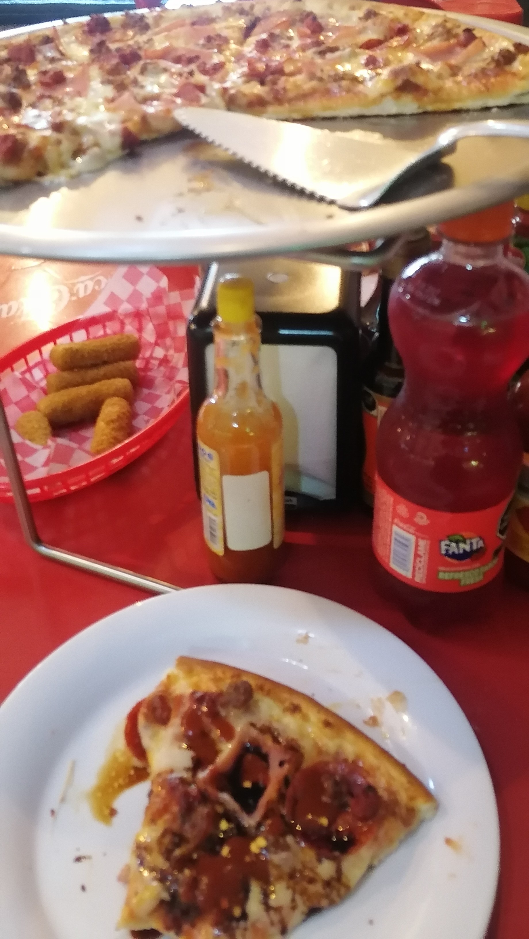 Gemelos Pizza image 2