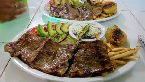 Los Frutos Del Mar image 2
