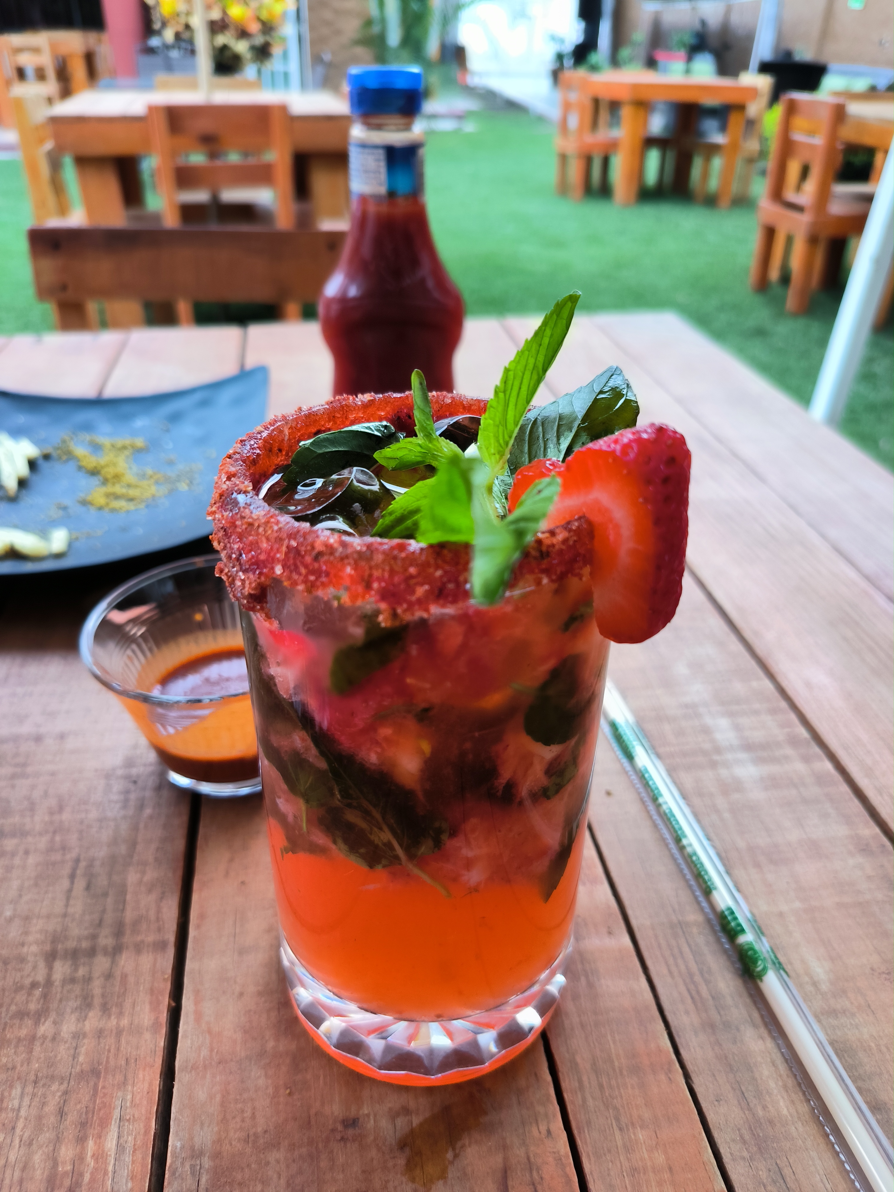 D'Luxe Restaurante/Bar image 1